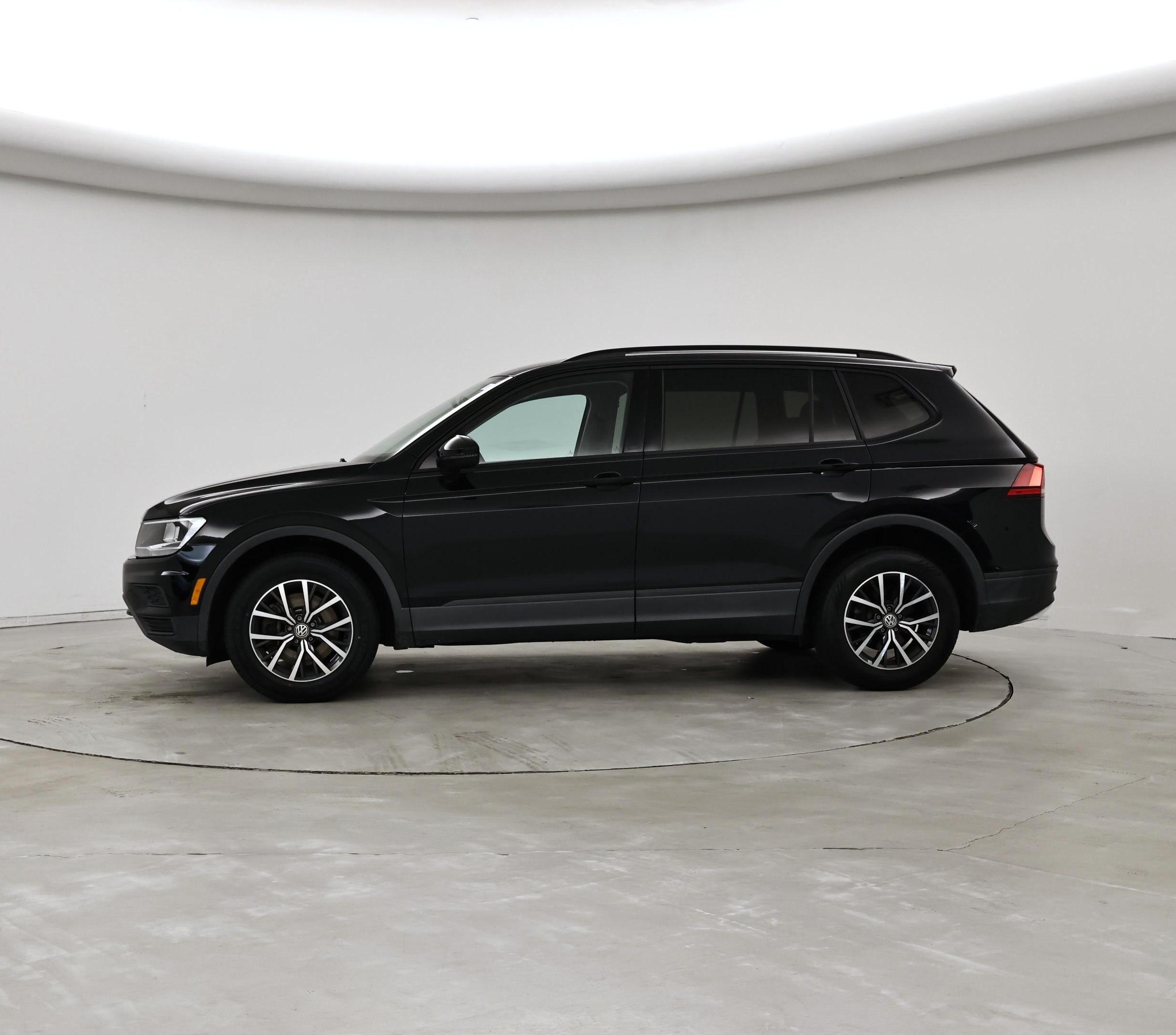 Thumbnail: 2021 Volkswagen Tiguan - 3