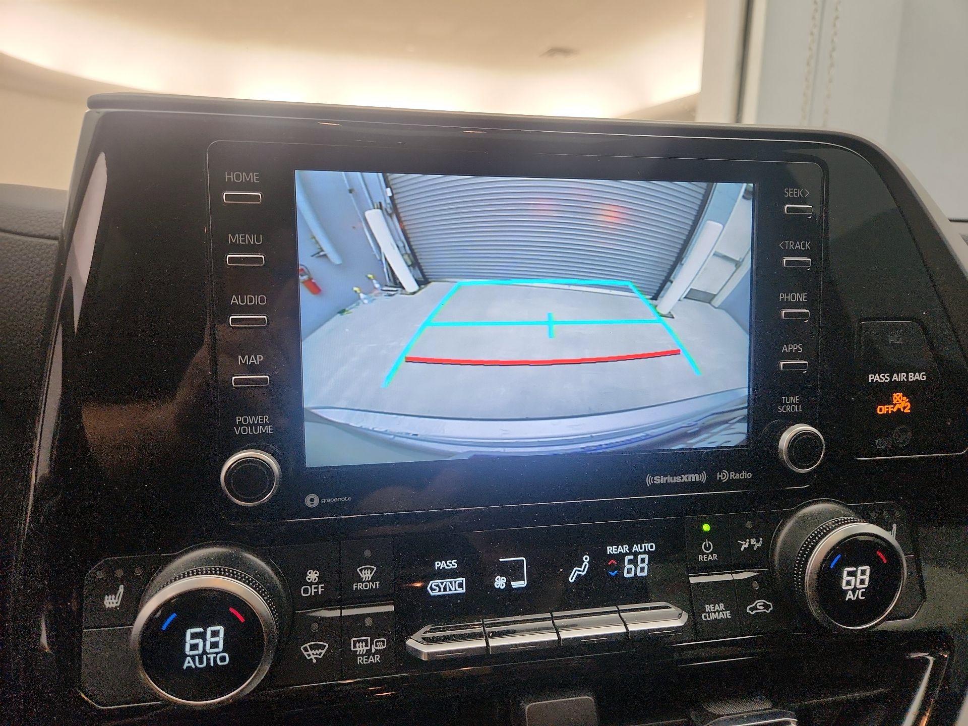 Thumbnail: 2021 Toyota Highlander - 15