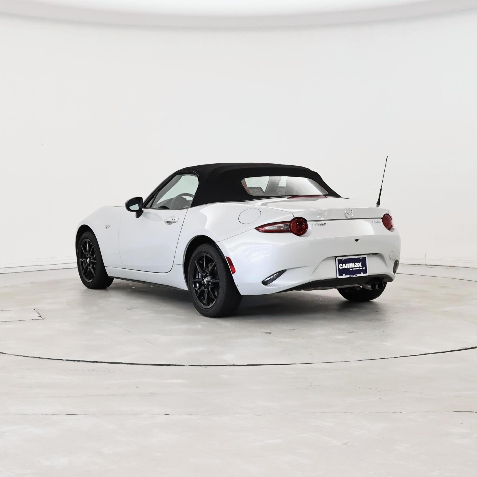 Thumbnail: 2019 Mazda MX-5 Miata - 2