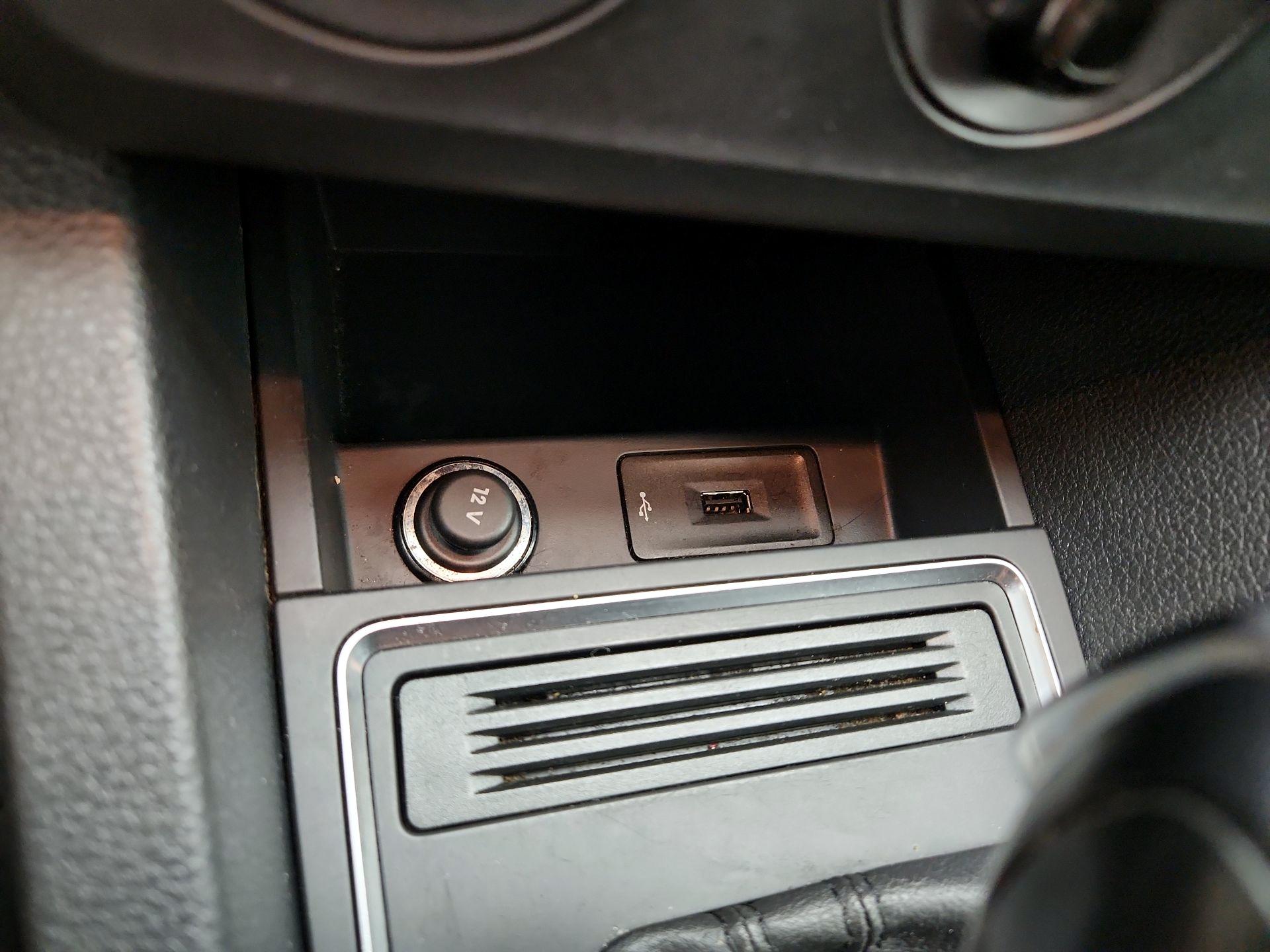 Thumbnail: 2016 Volkswagen Jetta - 17