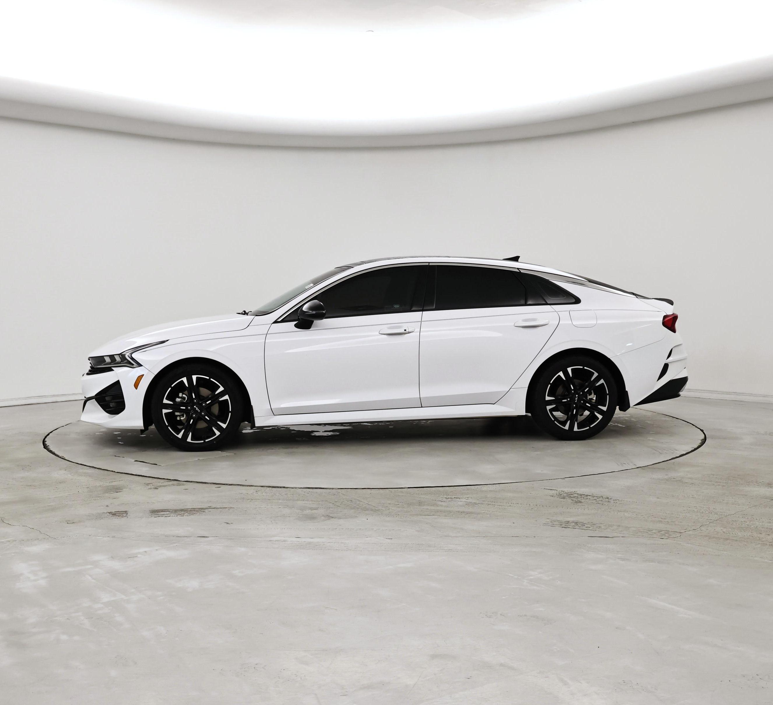 Thumbnail: 2022 Kia K5 - 3