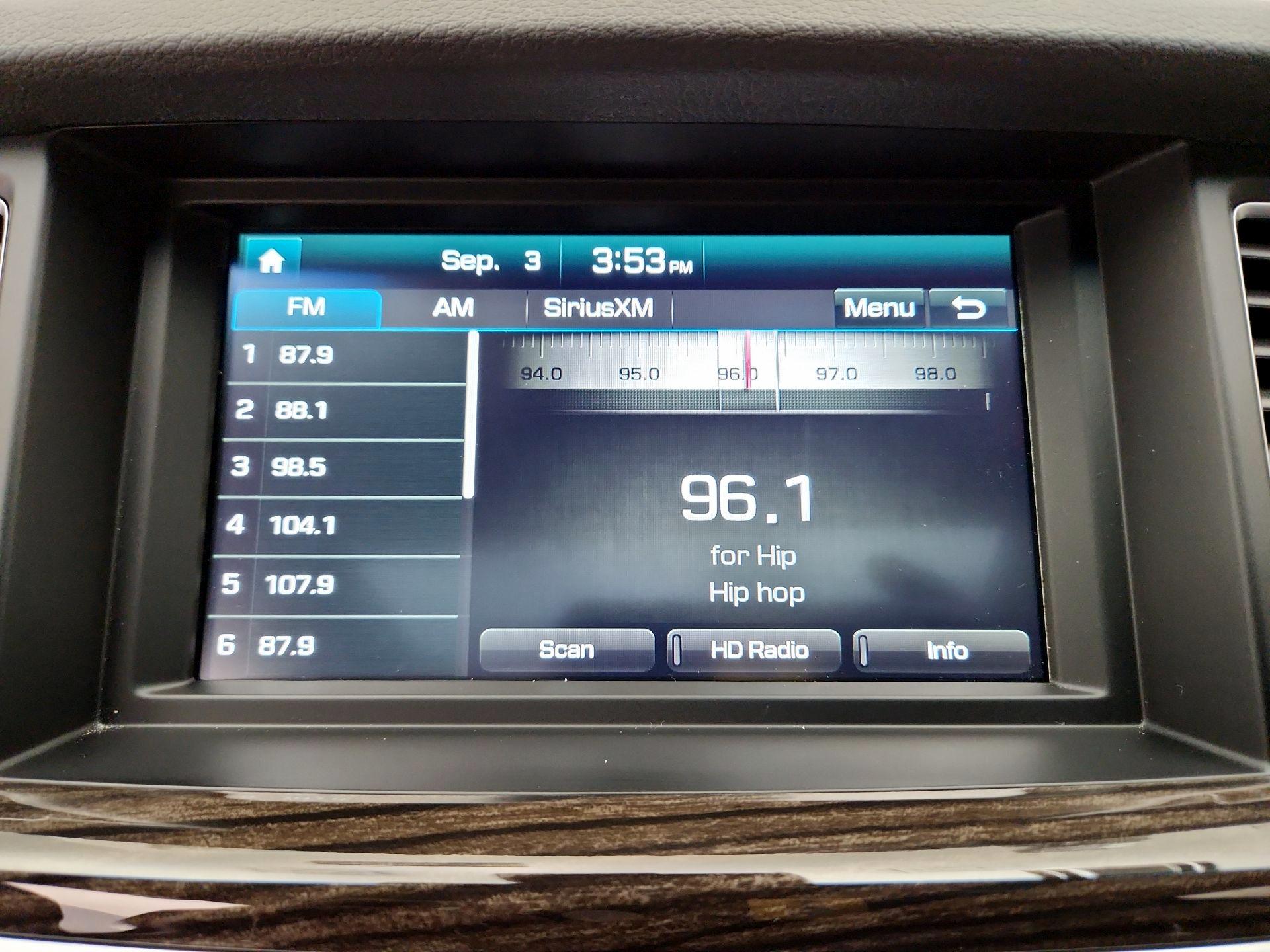 Thumbnail: 2016 Hyundai Genesis - 15