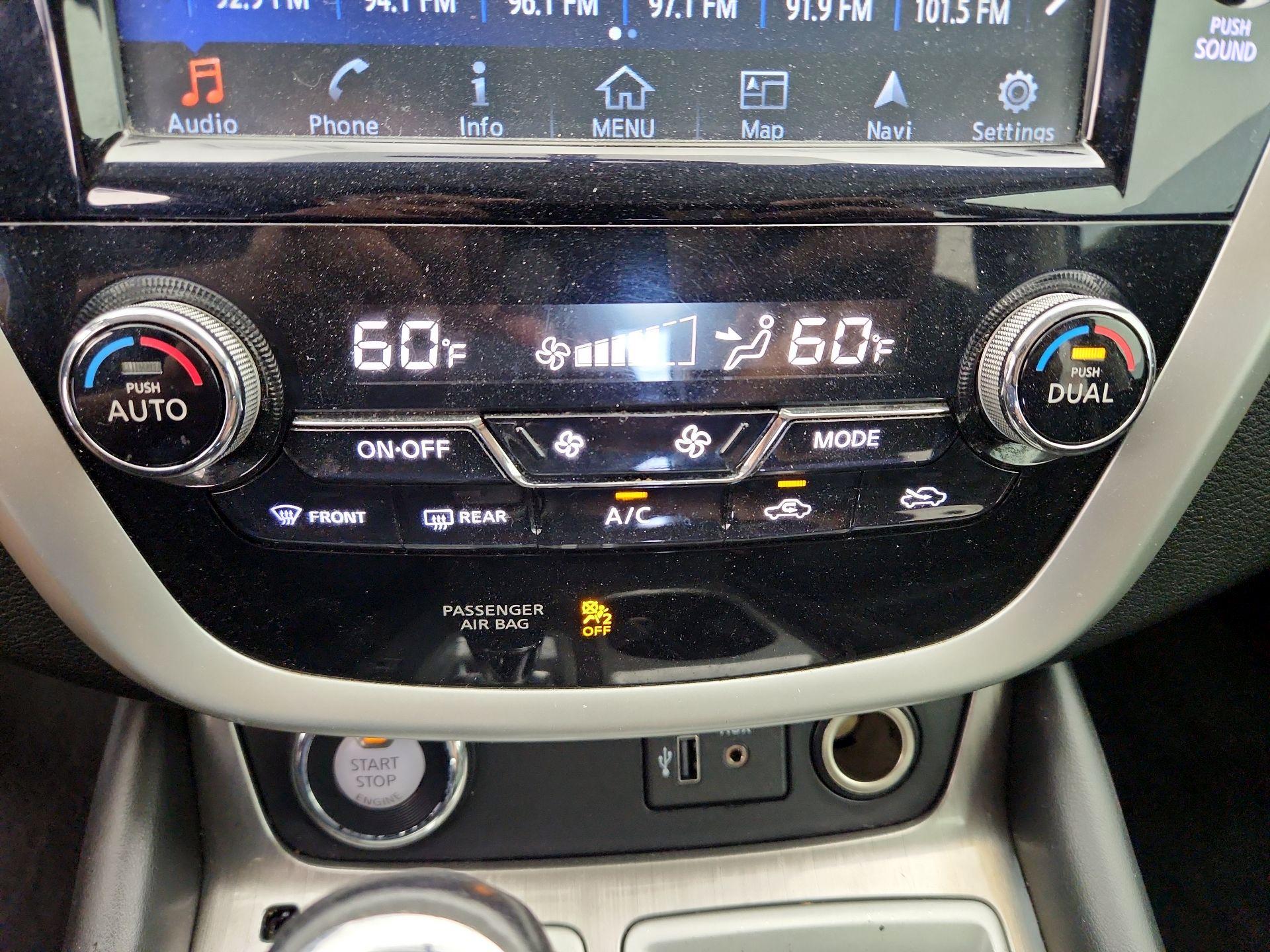 Thumbnail: 2018 Nissan Murano - 16