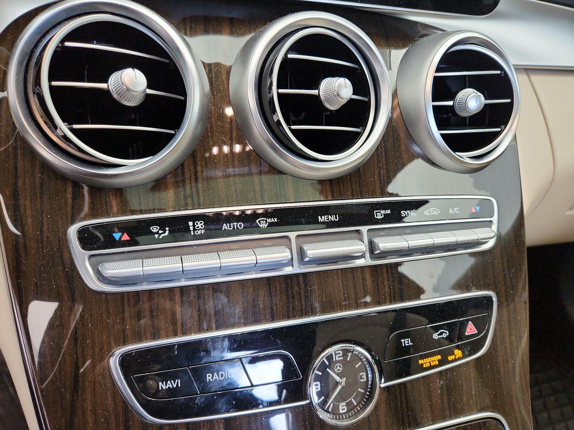 Thumbnail: 2019 Mercedes-Benz C-Class - 16