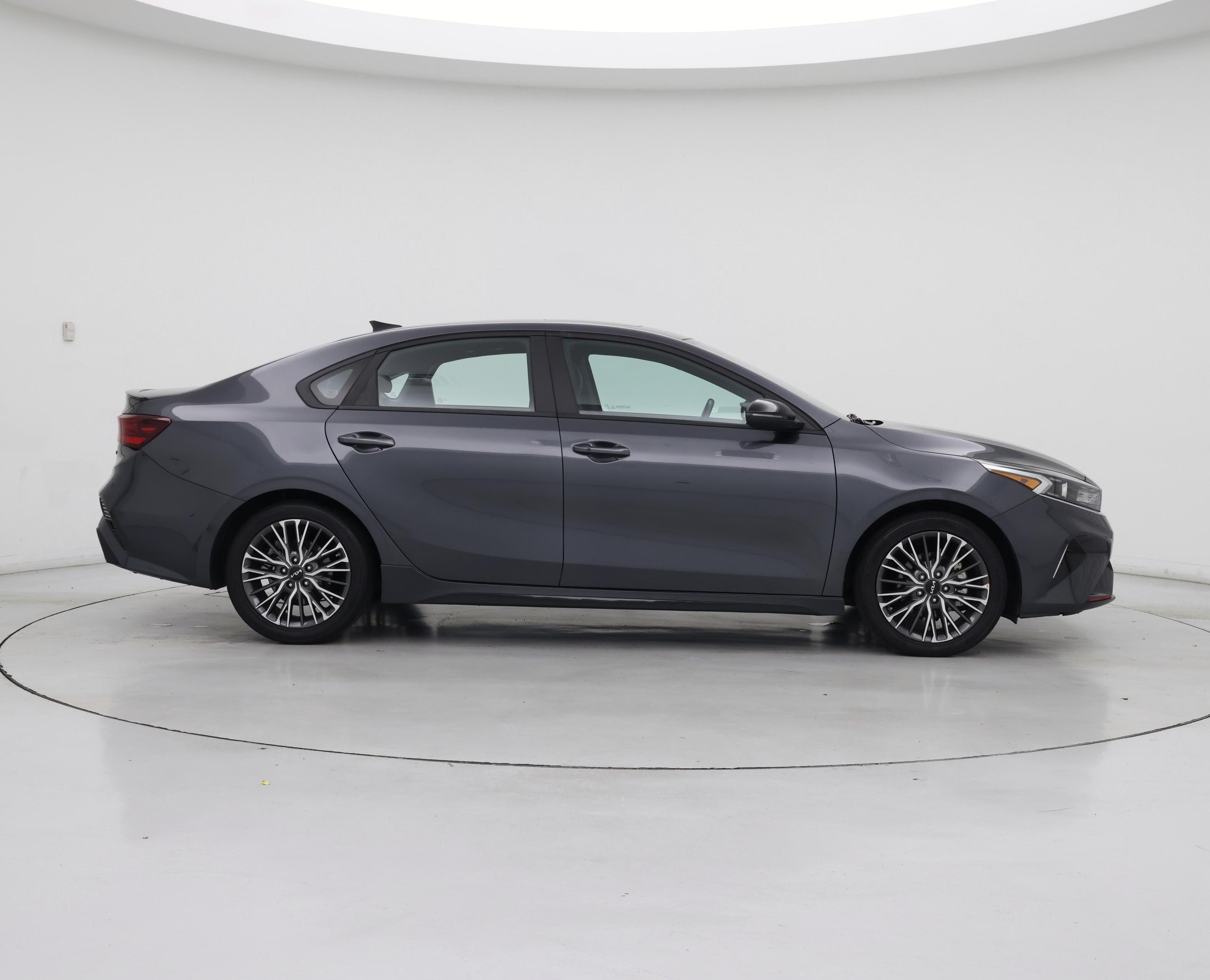 Thumbnail: 2023 Kia Forte - 7
