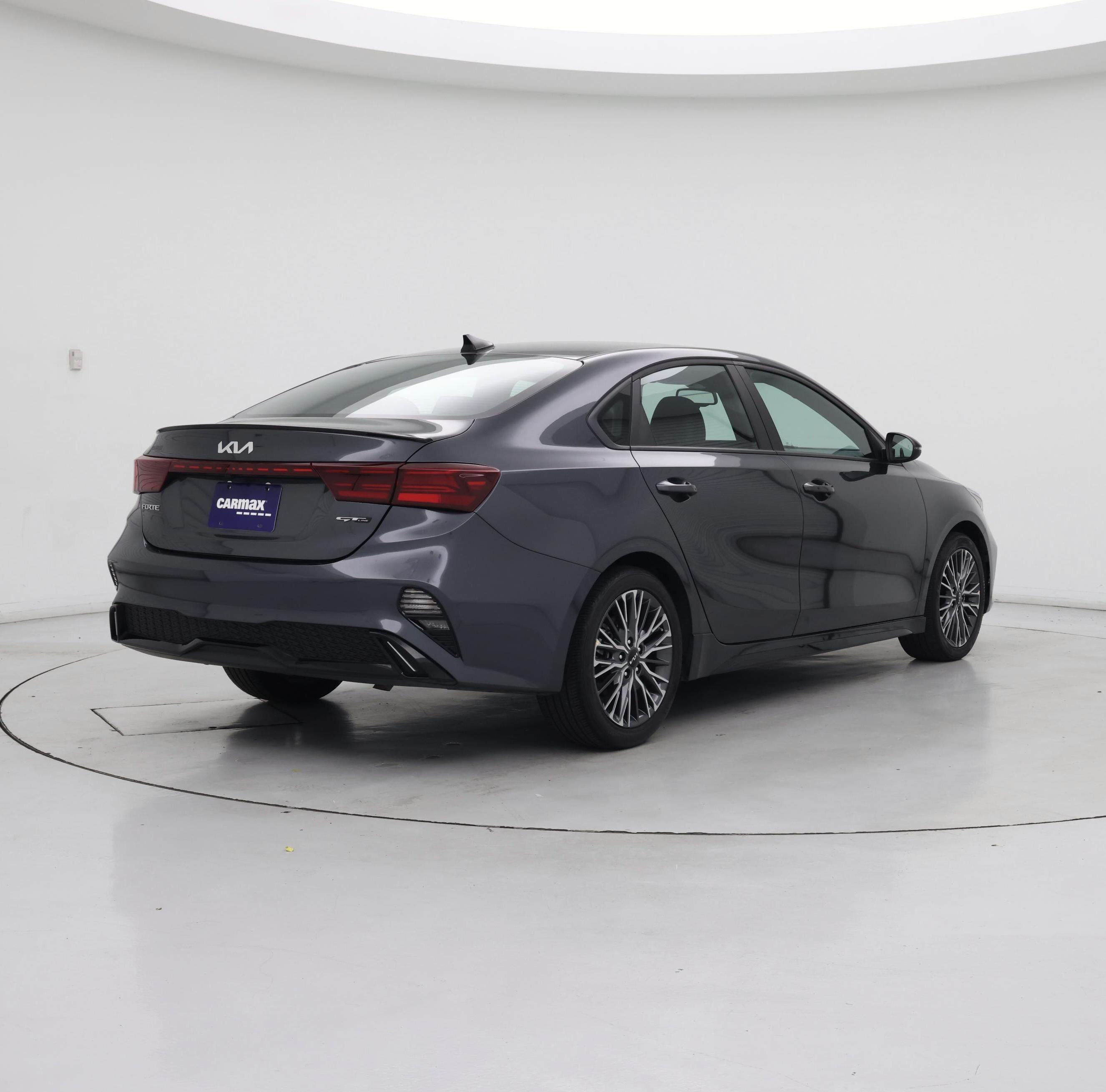 Thumbnail: 2023 Kia Forte - 8