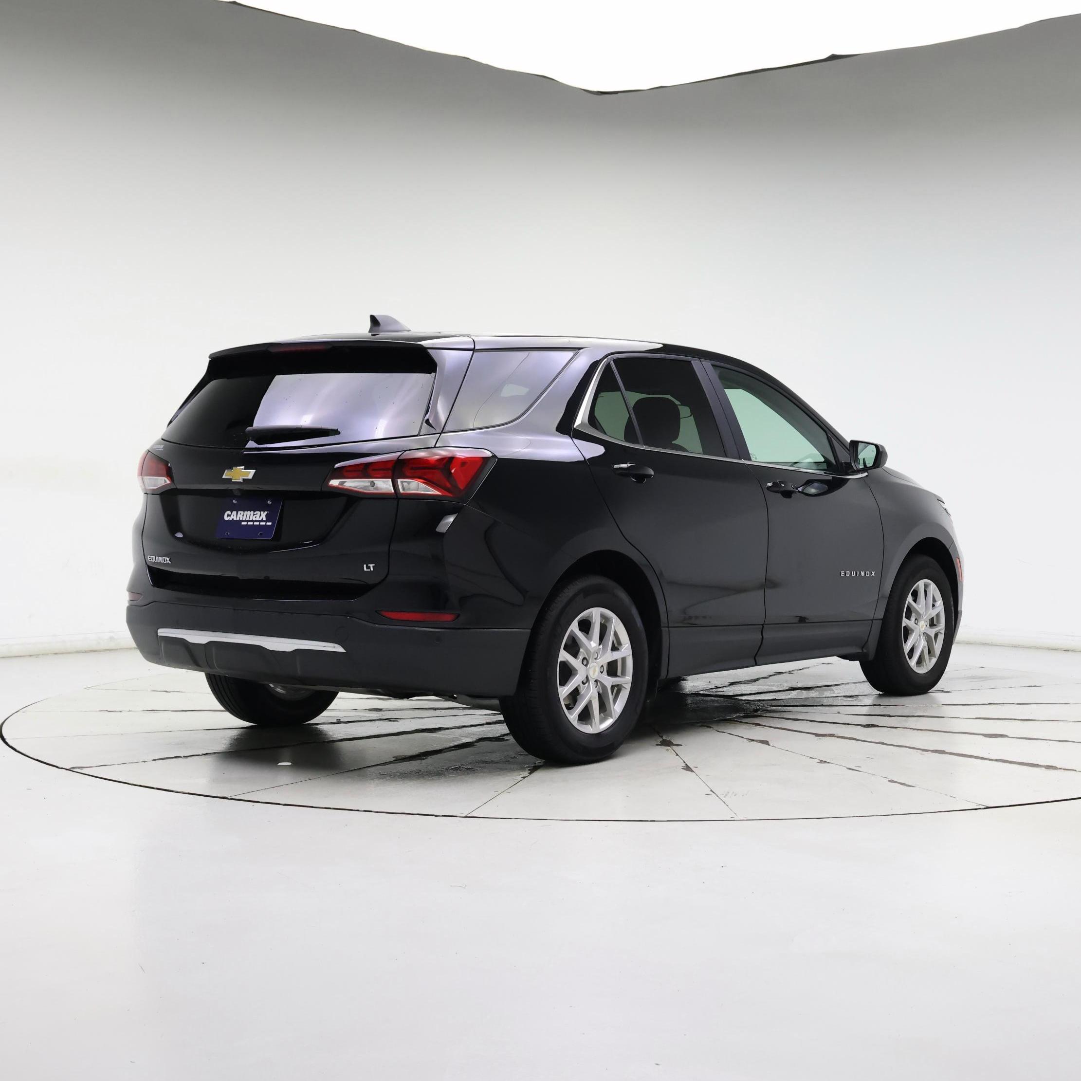 Thumbnail: 2022 Chevrolet Equinox - 8