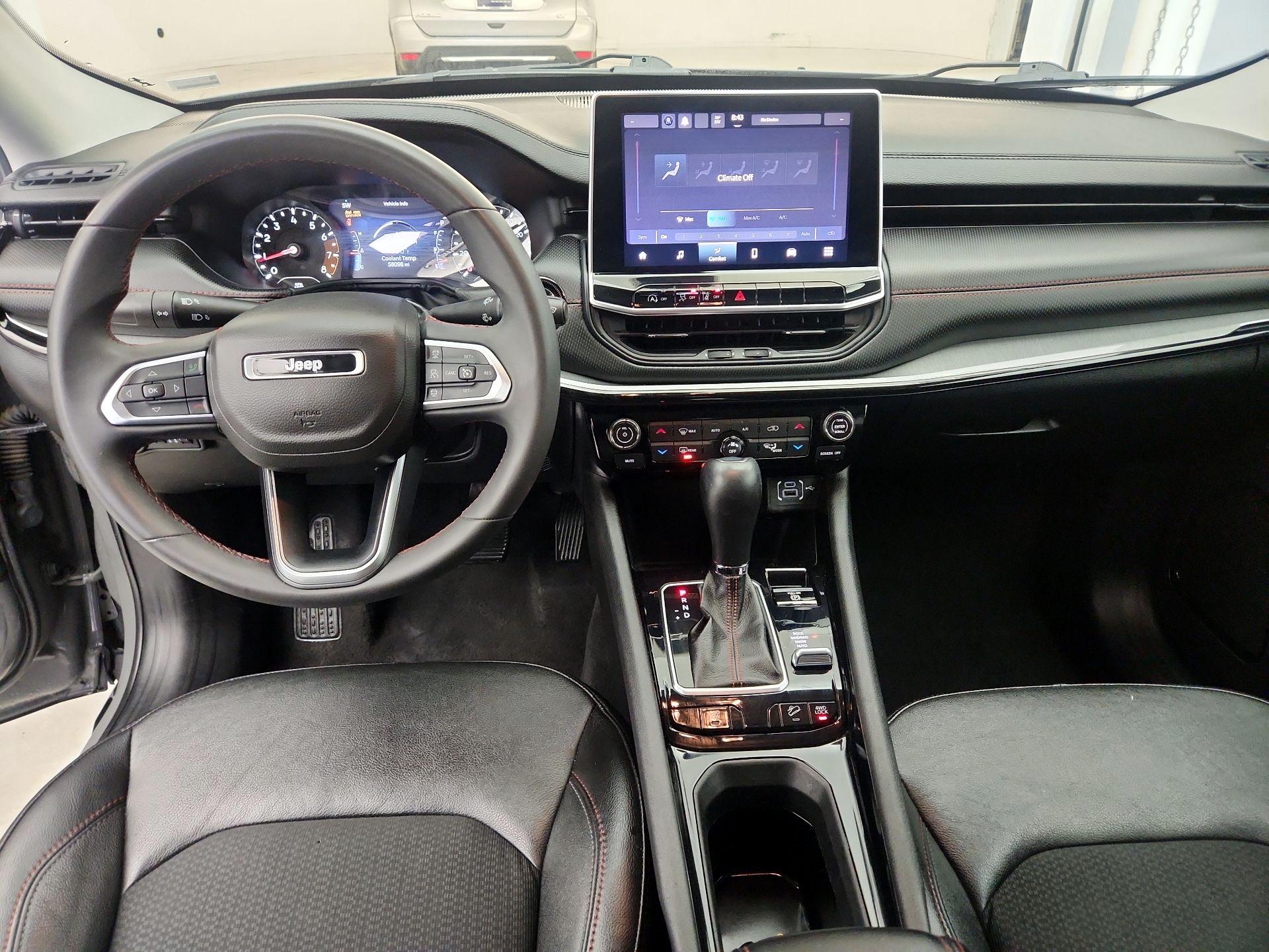 Thumbnail: 2022 Jeep Compass - 9