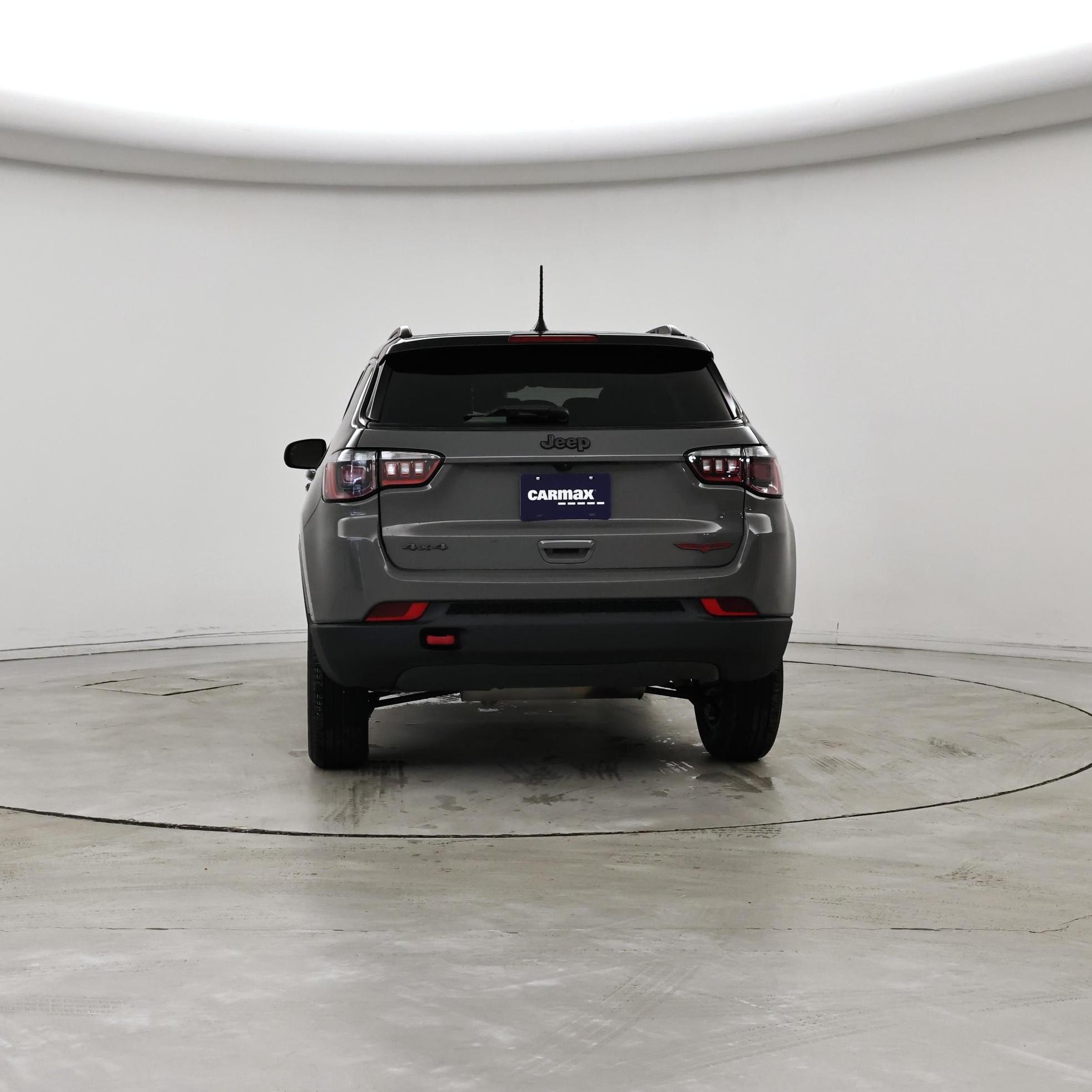 Thumbnail: 2022 Jeep Compass - 6
