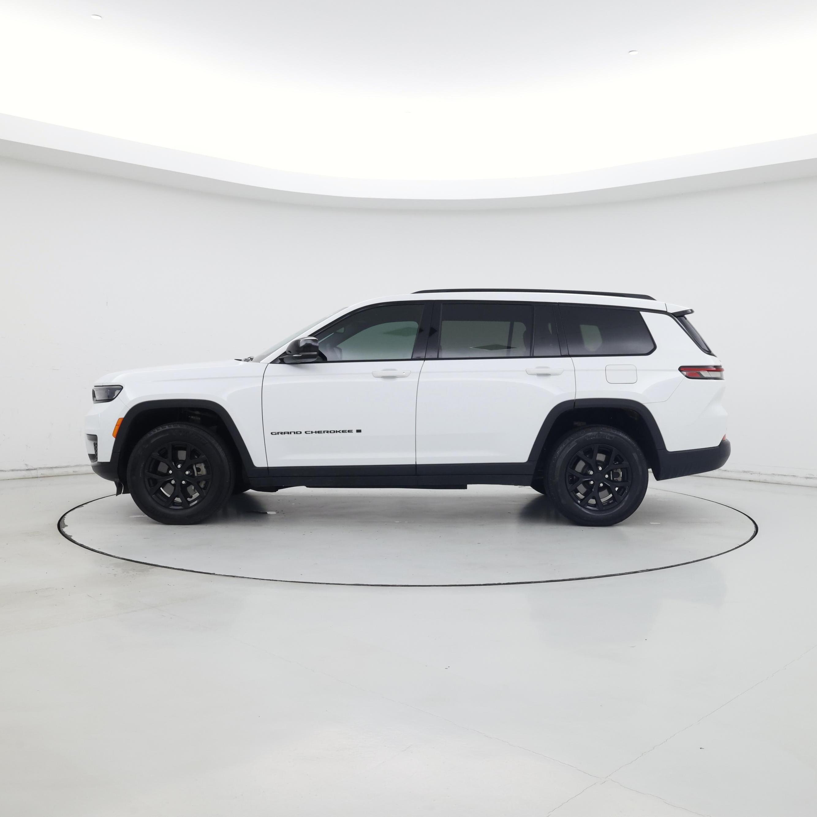 Thumbnail: 2024 Jeep Grand Cherokee L - 3