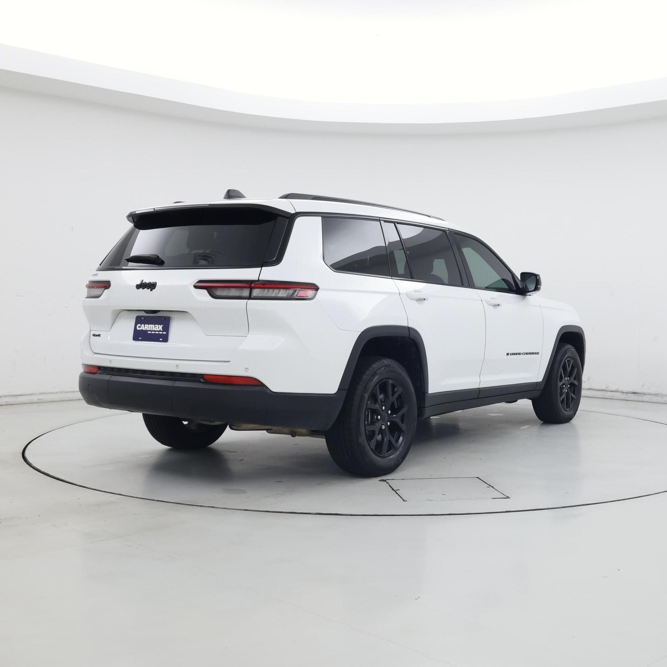 Thumbnail: 2024 Jeep Grand Cherokee L - 8