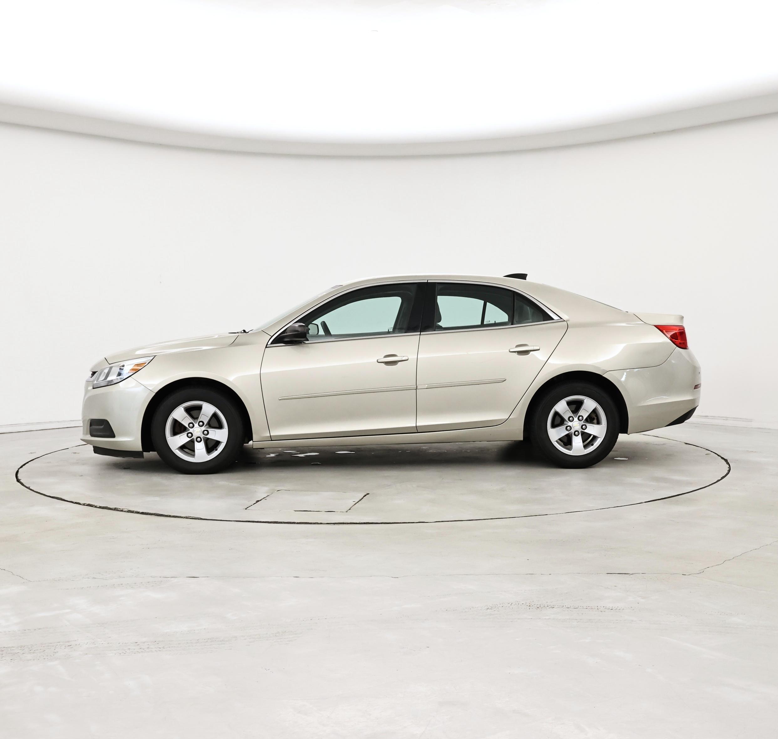 Thumbnail: 2016 Chevrolet Malibu - 3