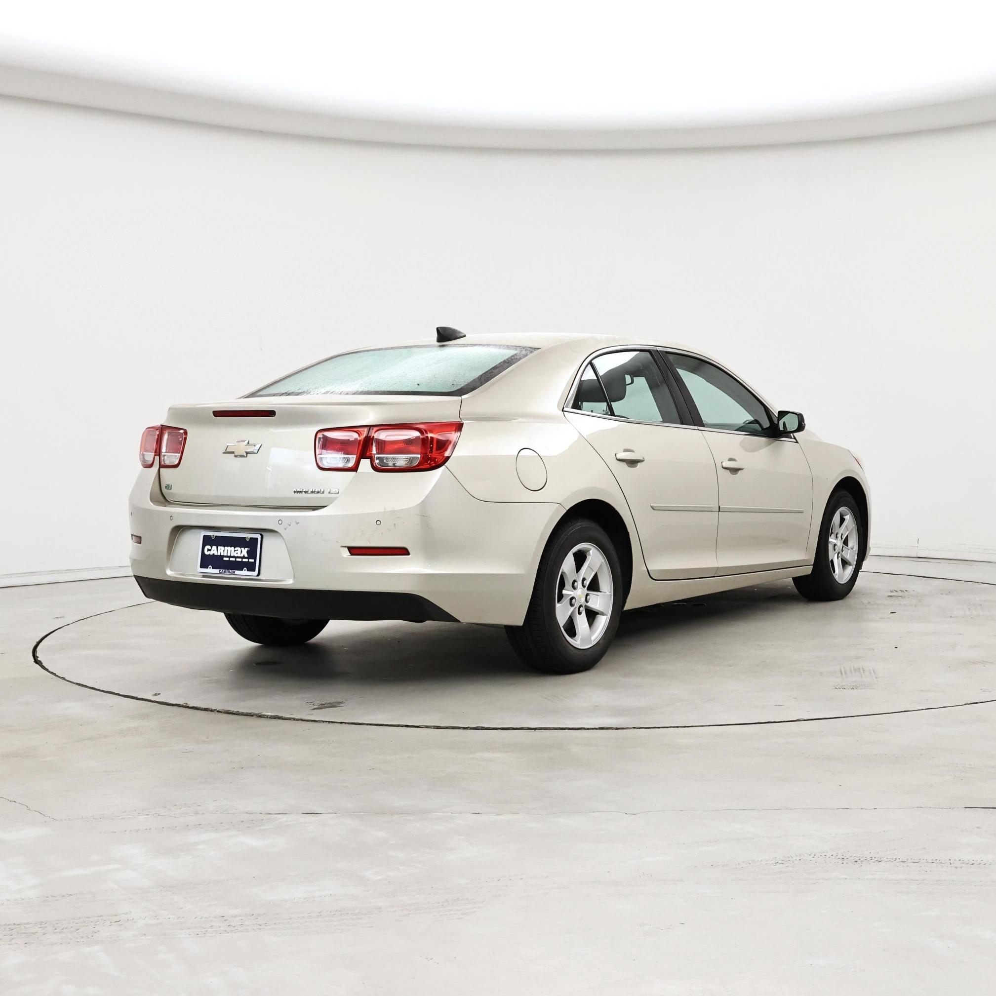 Thumbnail: 2016 Chevrolet Malibu - 8
