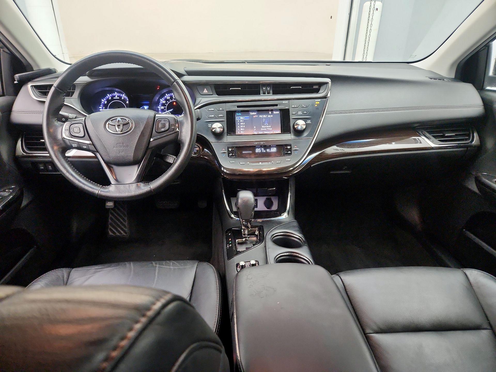 Thumbnail: 2015 Toyota Avalon - 9