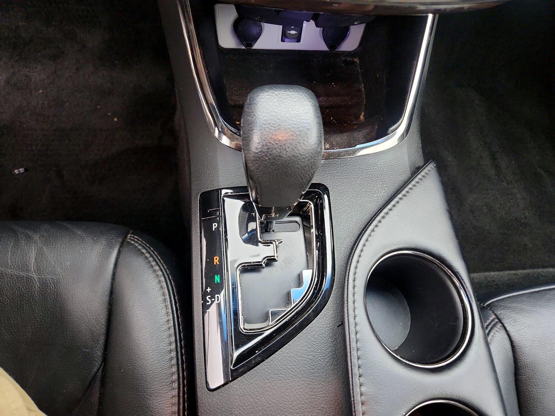 Thumbnail: 2015 Toyota Avalon - 17
