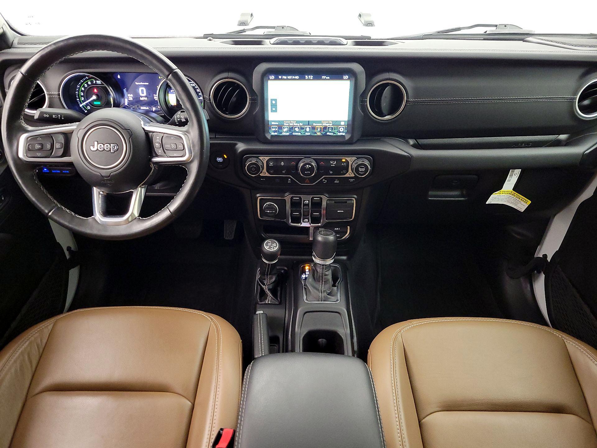 Thumbnail: 2022 Jeep Wrangler - 9