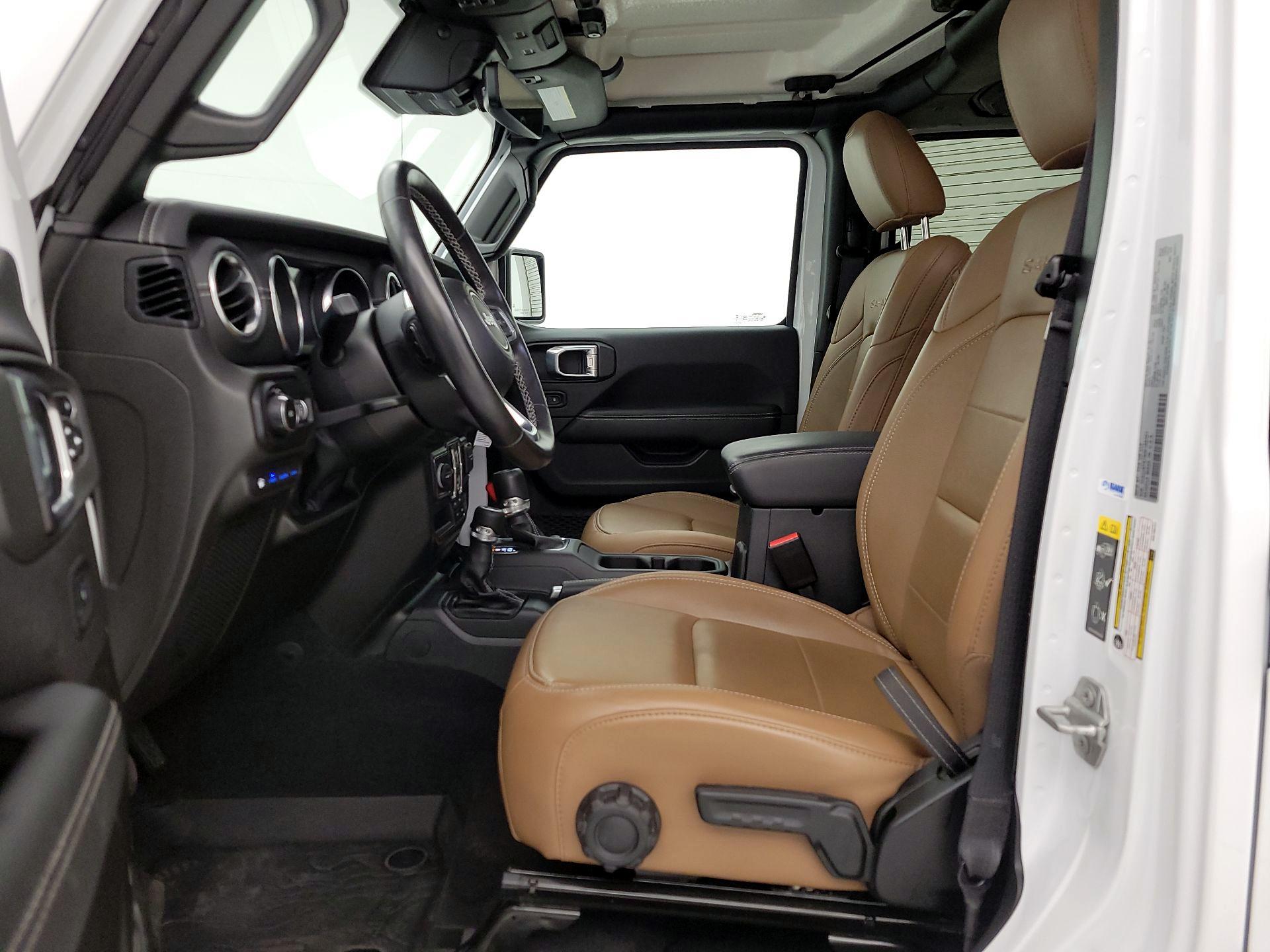 Thumbnail: 2022 Jeep Wrangler - 11