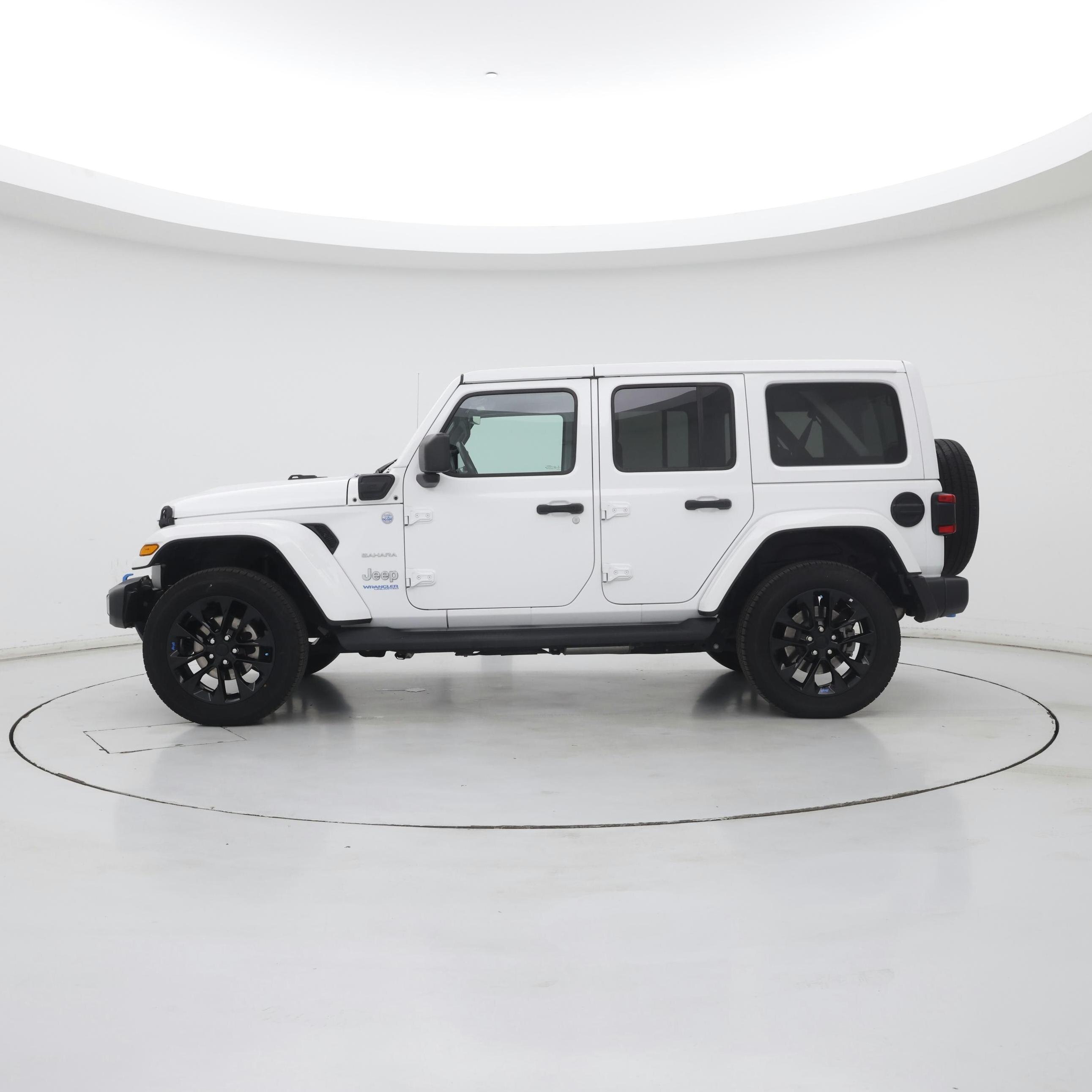 Thumbnail: 2022 Jeep Wrangler - 3
