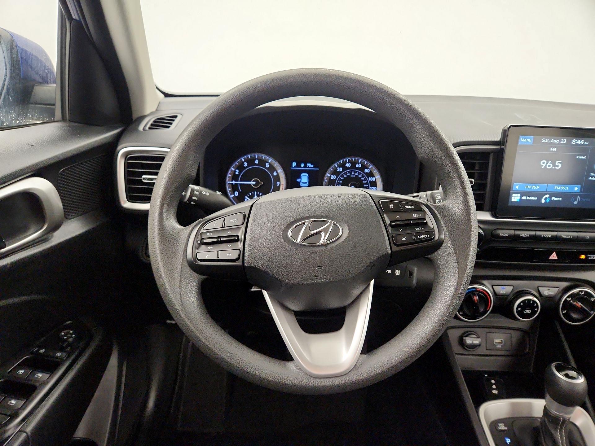Thumbnail: 2021 Hyundai Venue - 10