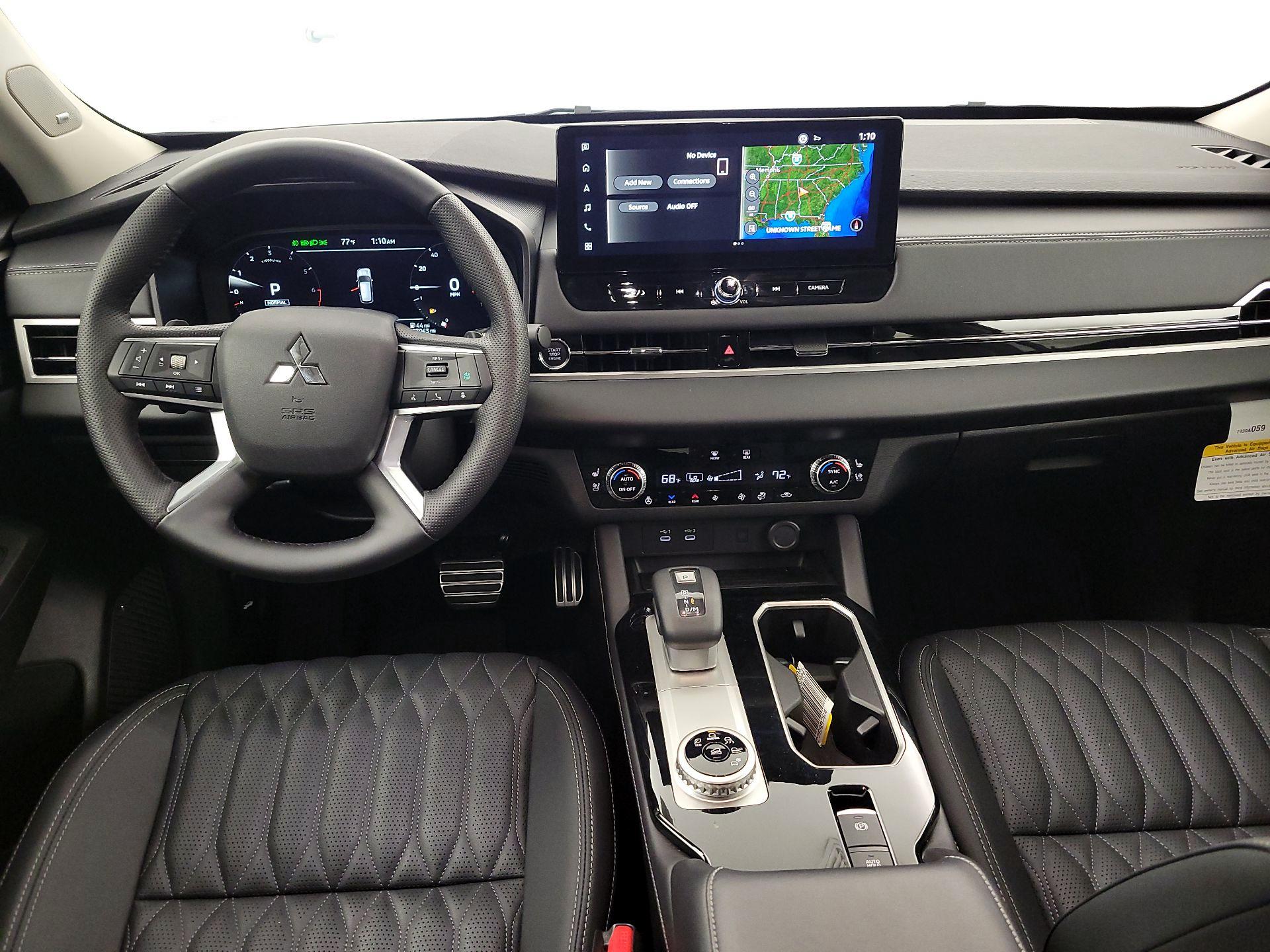 Thumbnail: 2025 Mitsubishi Outlander - 8