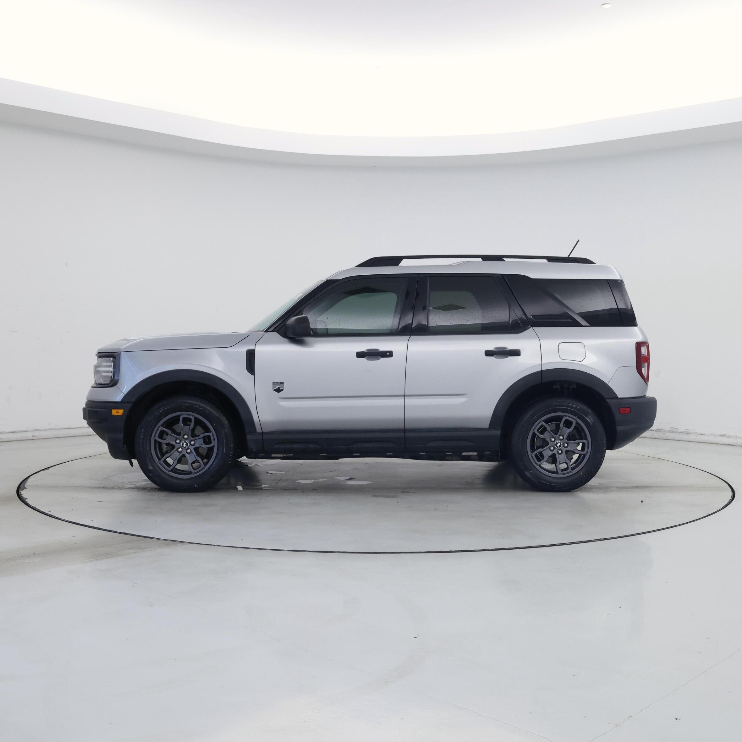 Thumbnail: 2022 Ford Bronco Sport - 3