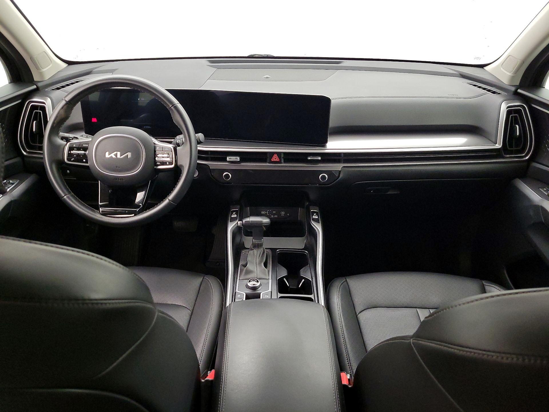 Thumbnail: 2024 Kia Sorento - 9