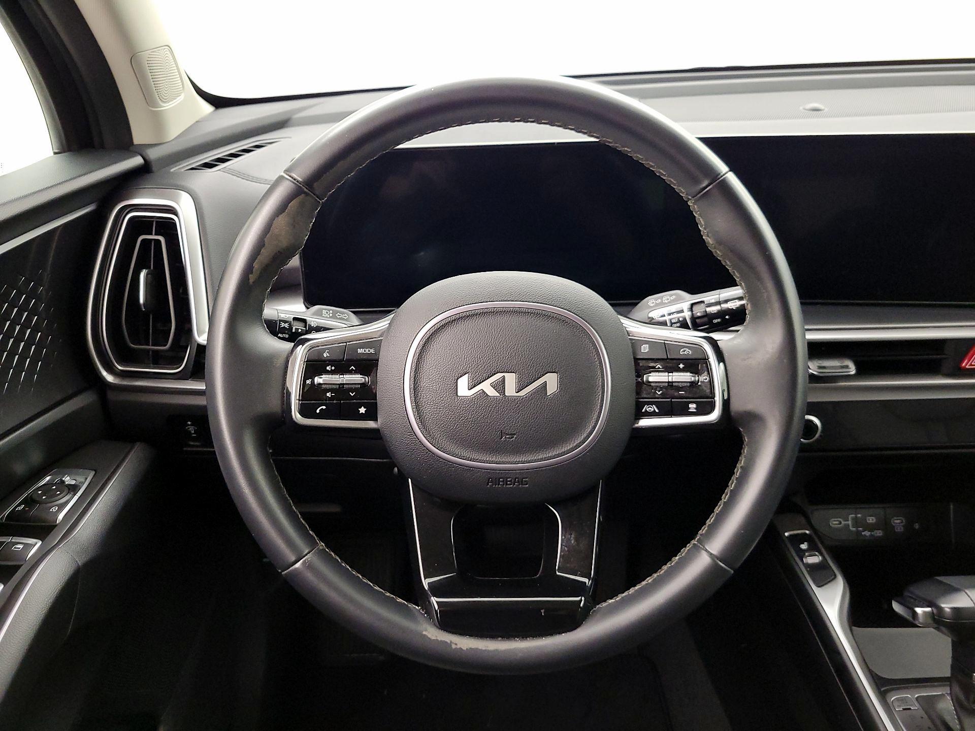 Thumbnail: 2024 Kia Sorento - 10