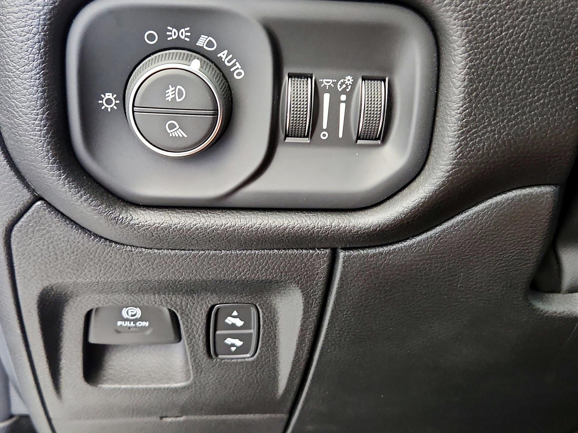 Thumbnail: 2022 RAM 1500 - 13