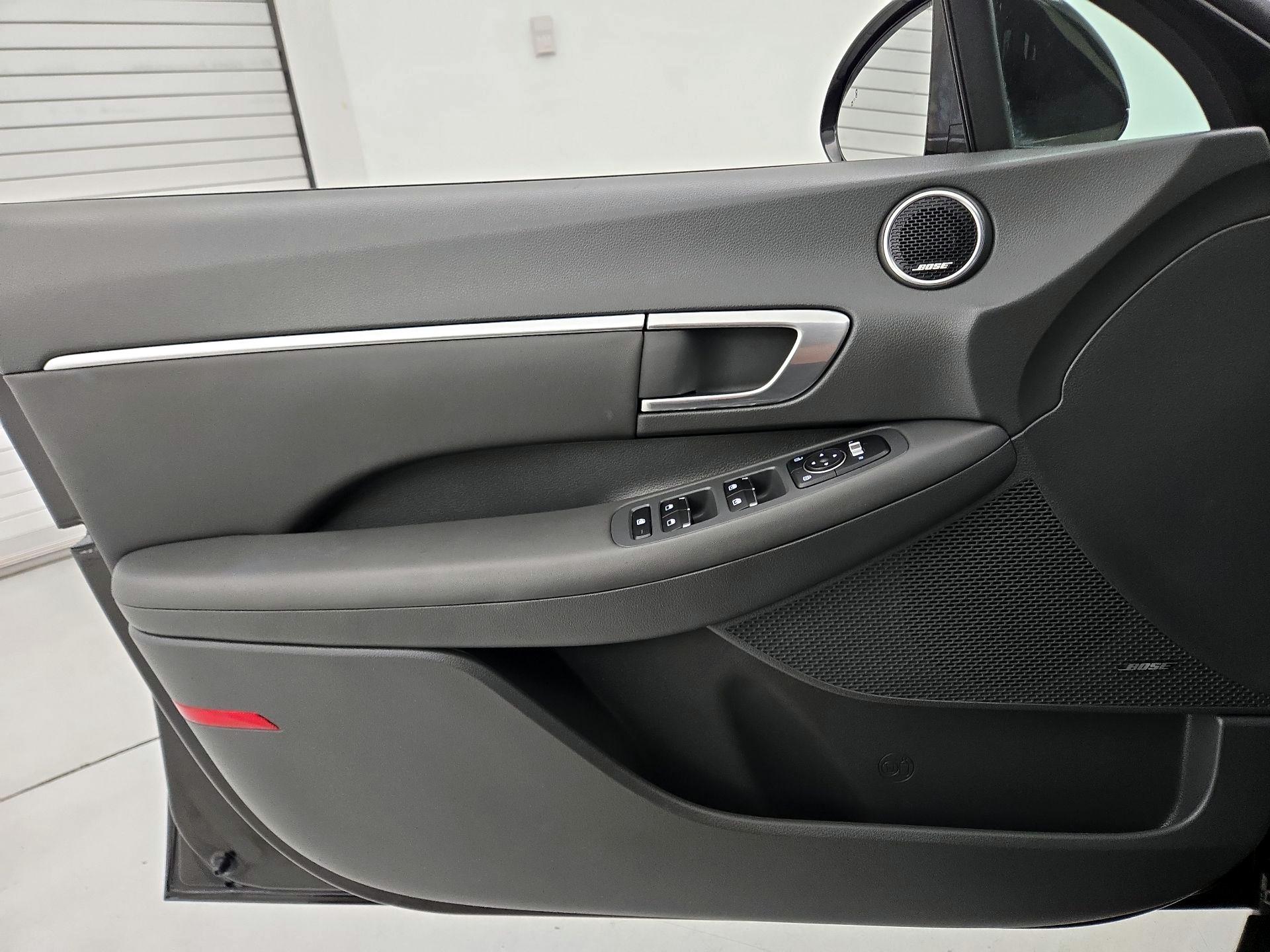 Thumbnail: 2022 Hyundai Sonata - 12