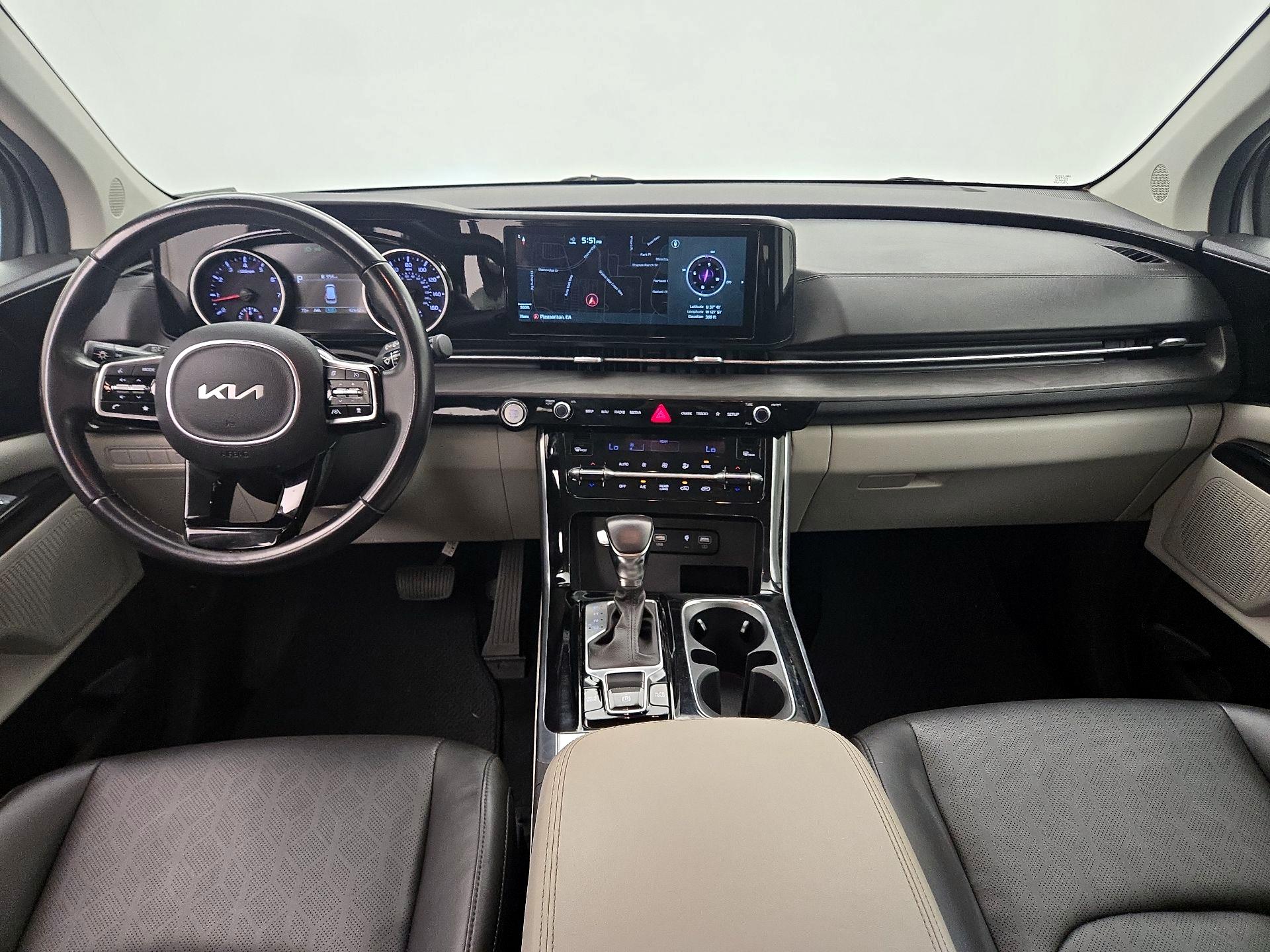Thumbnail: 2022 Kia Carnival - 9