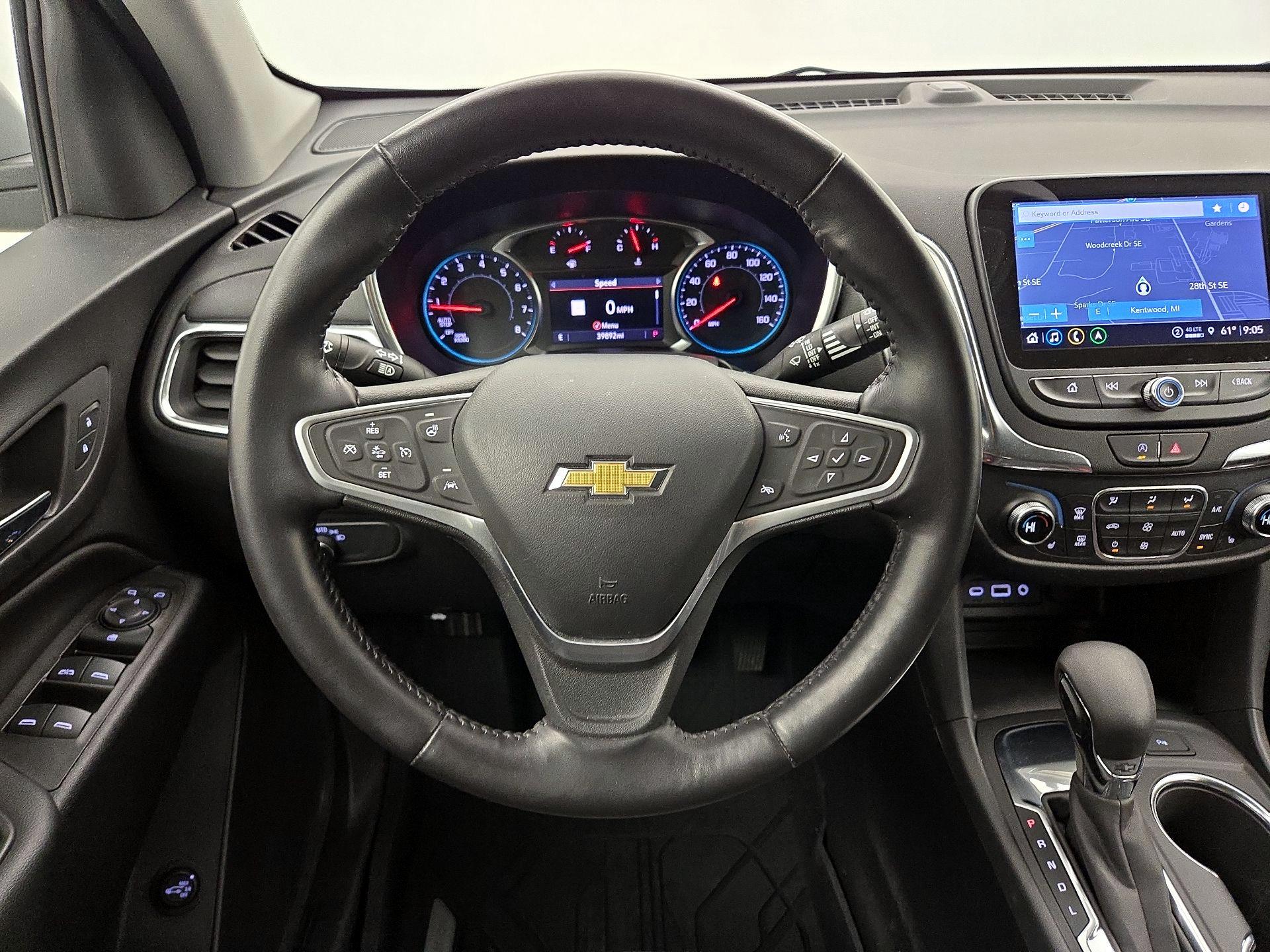 Thumbnail: 2022 Chevrolet Equinox - 10
