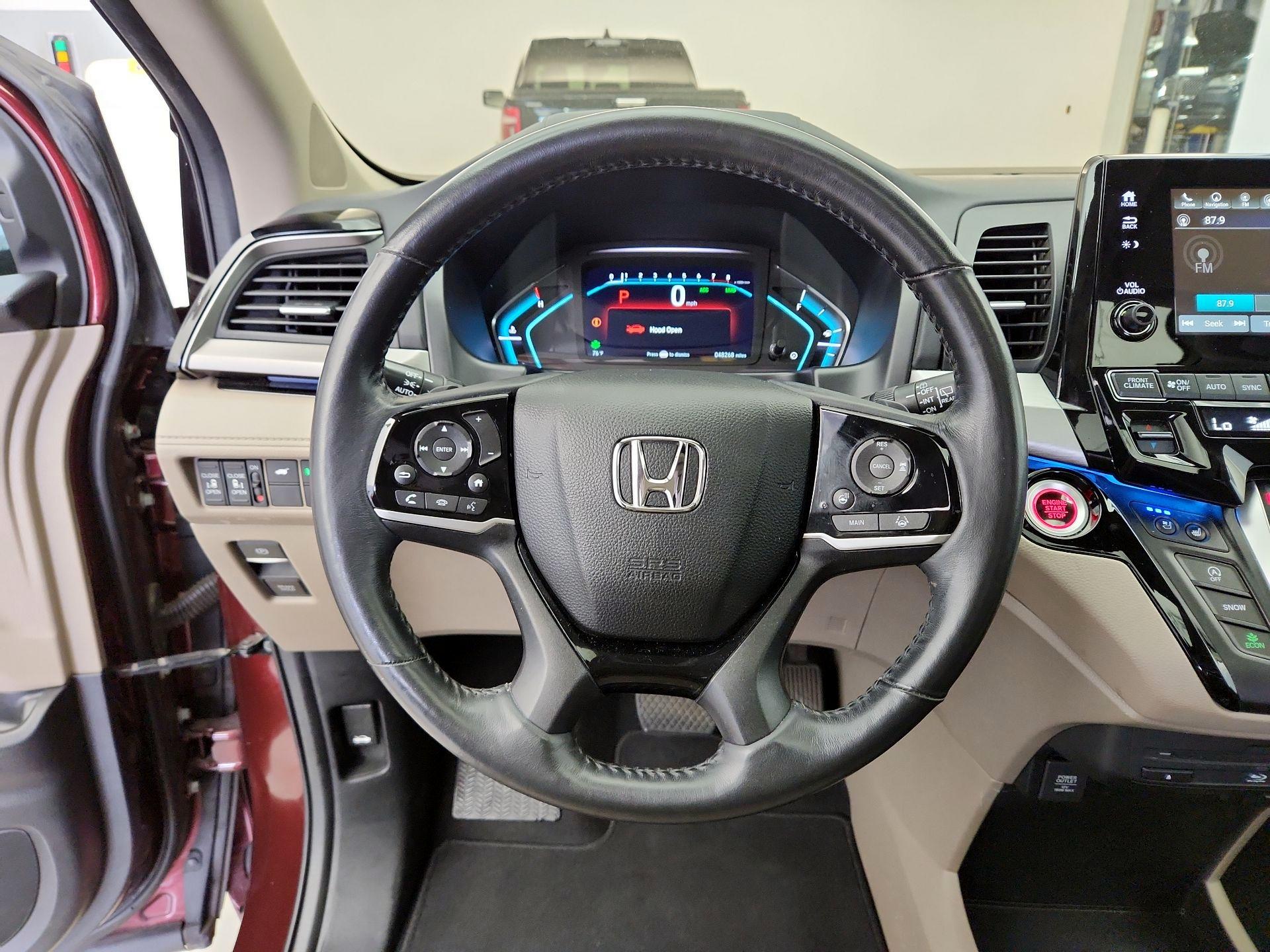 Thumbnail: 2018 Honda Odyssey - 10