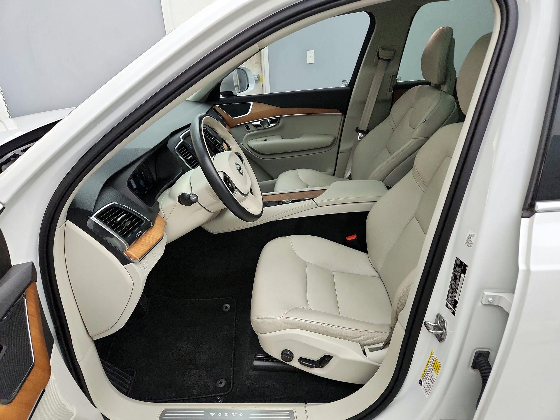 Thumbnail: 2021 Volvo XC90 - 11