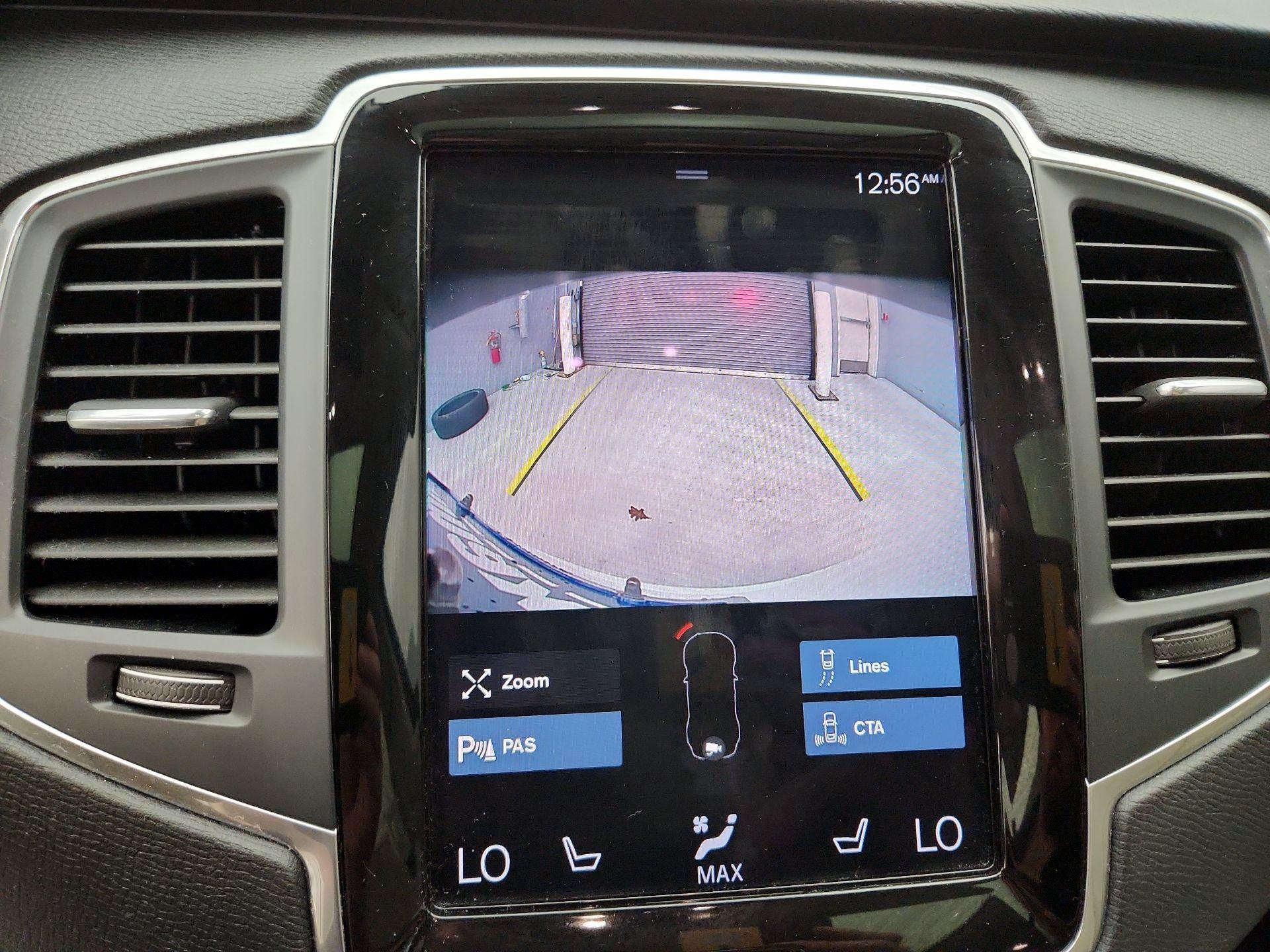 Thumbnail: 2021 Volvo XC90 - 15