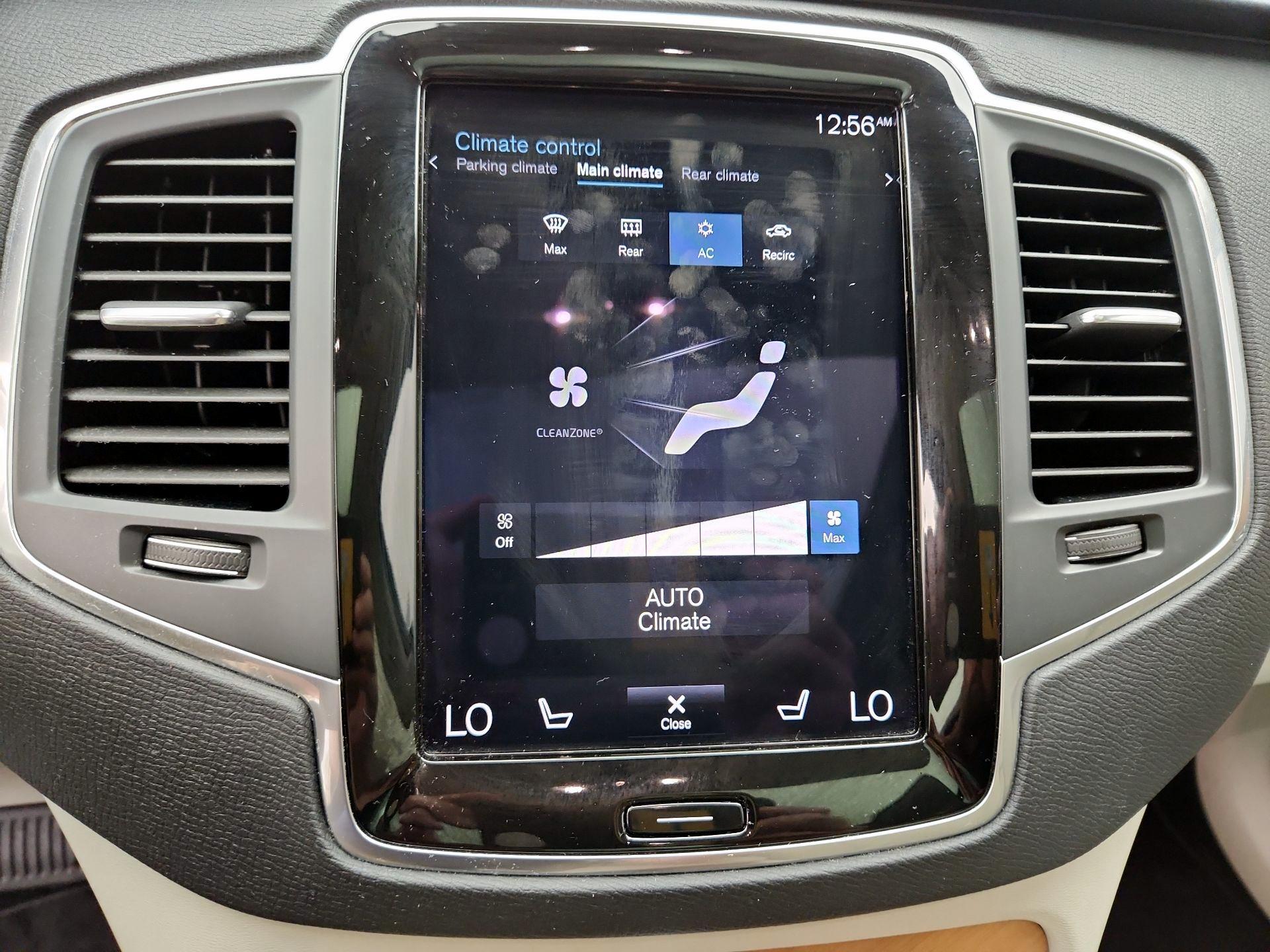 Thumbnail: 2021 Volvo XC90 - 17