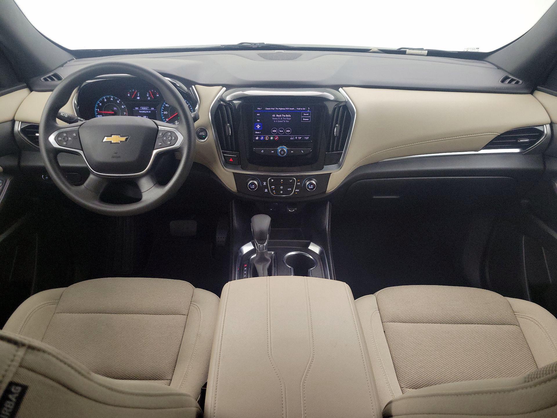 Thumbnail: 2023 Chevrolet Traverse - 9