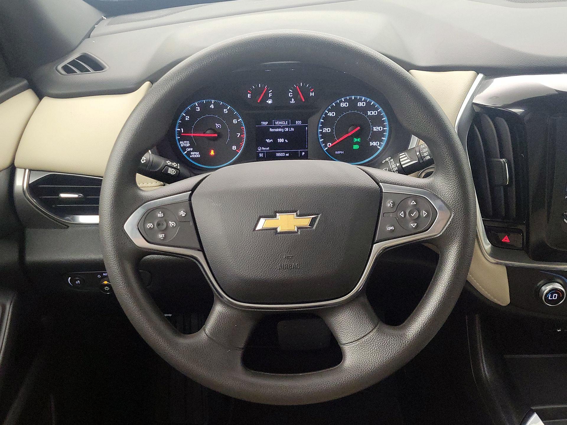Thumbnail: 2023 Chevrolet Traverse - 10