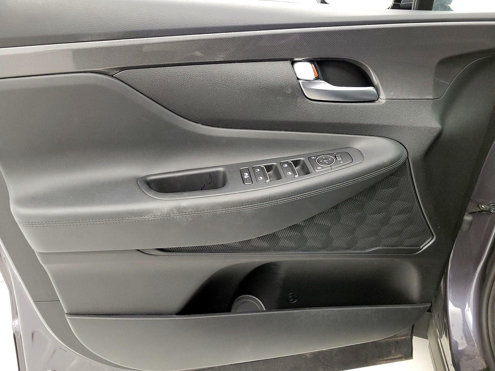 Thumbnail: 2022 Hyundai Santa Fe - 12