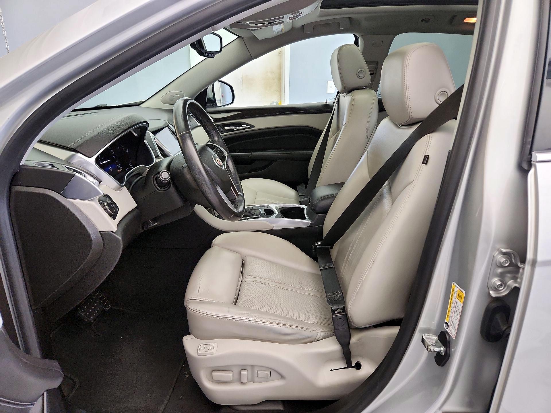 Thumbnail: 2015 Cadillac SRX - 11