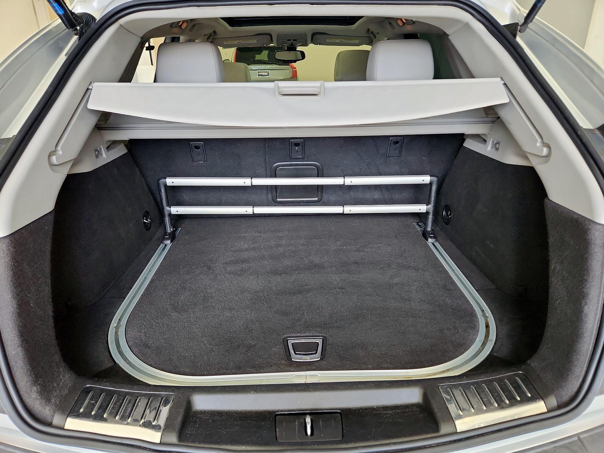 Thumbnail: 2015 Cadillac SRX - 20