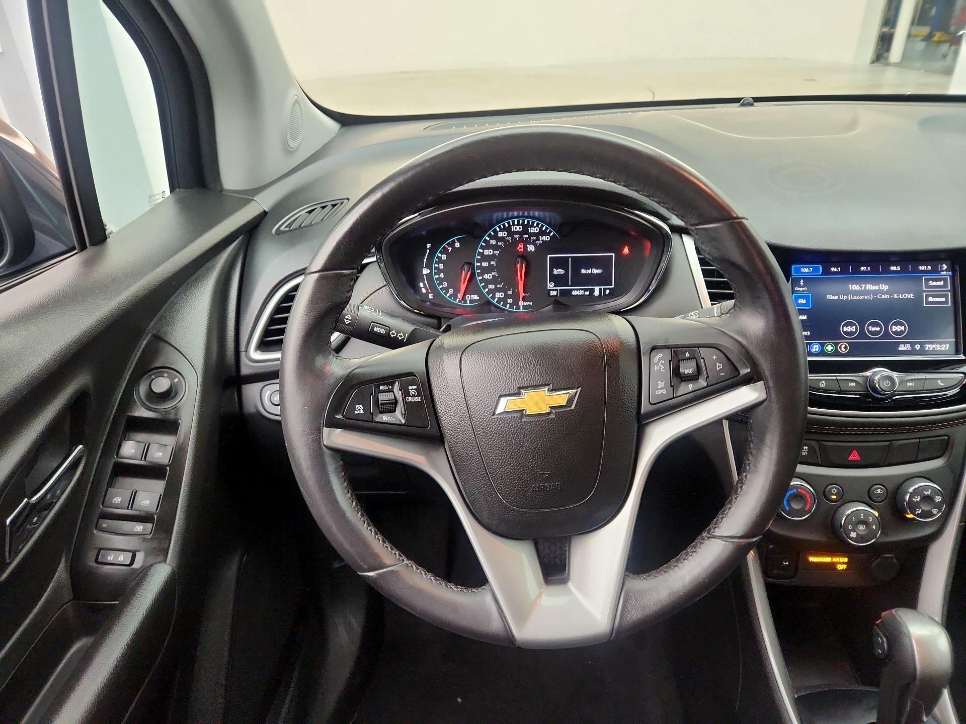 Thumbnail: 2022 Chevrolet Trax - 10