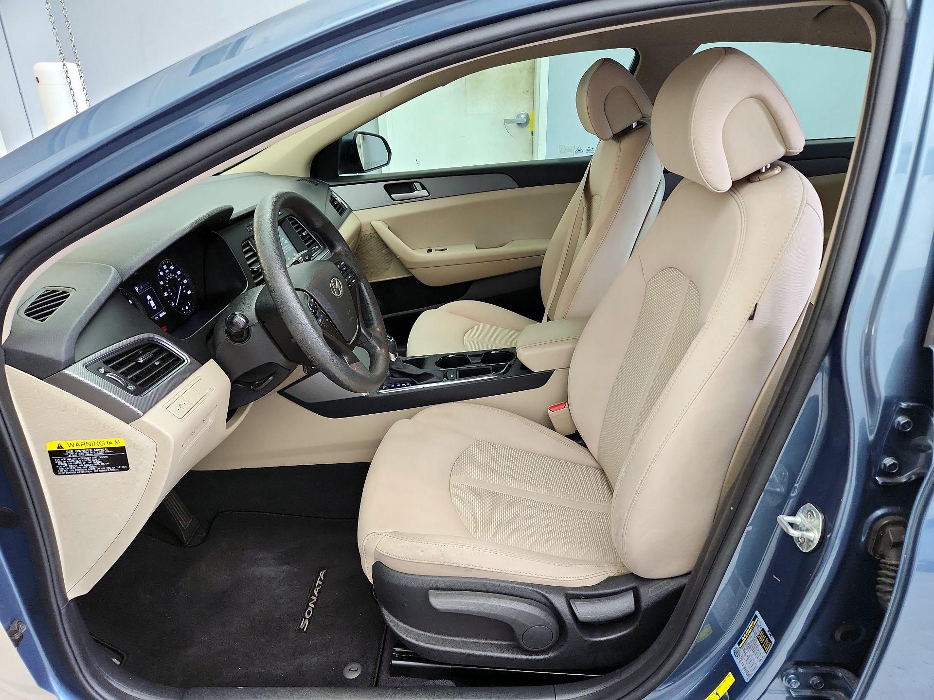 Thumbnail: 2017 Hyundai Sonata - 11