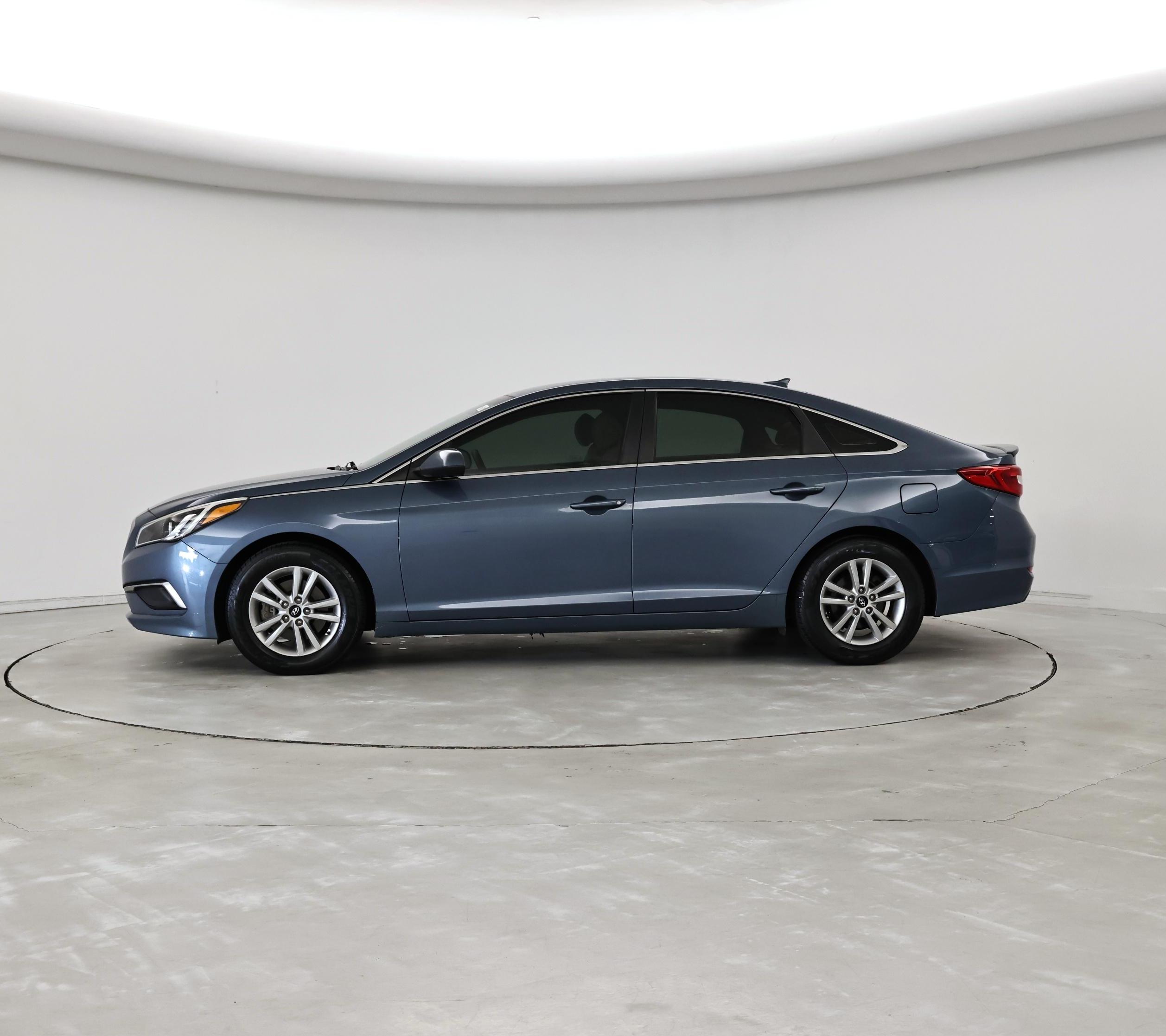 Thumbnail: 2017 Hyundai Sonata - 3