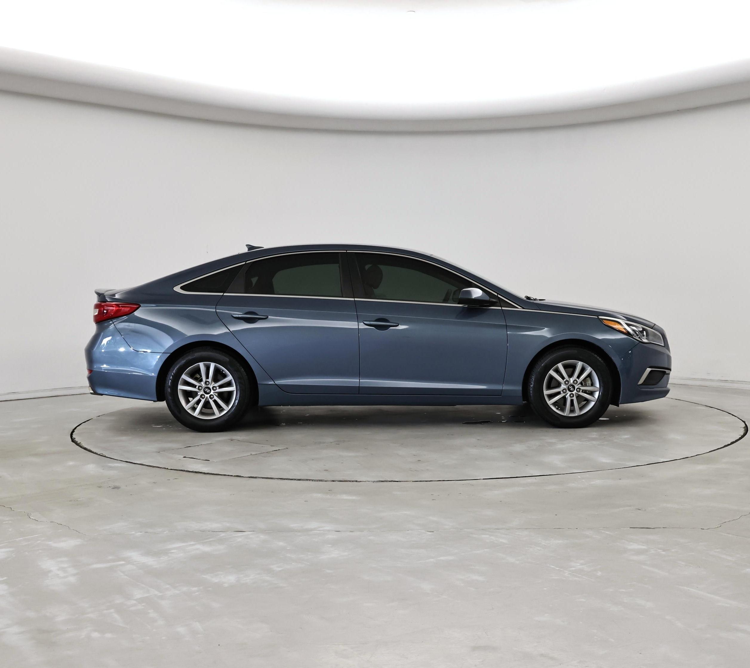 Thumbnail: 2017 Hyundai Sonata - 7