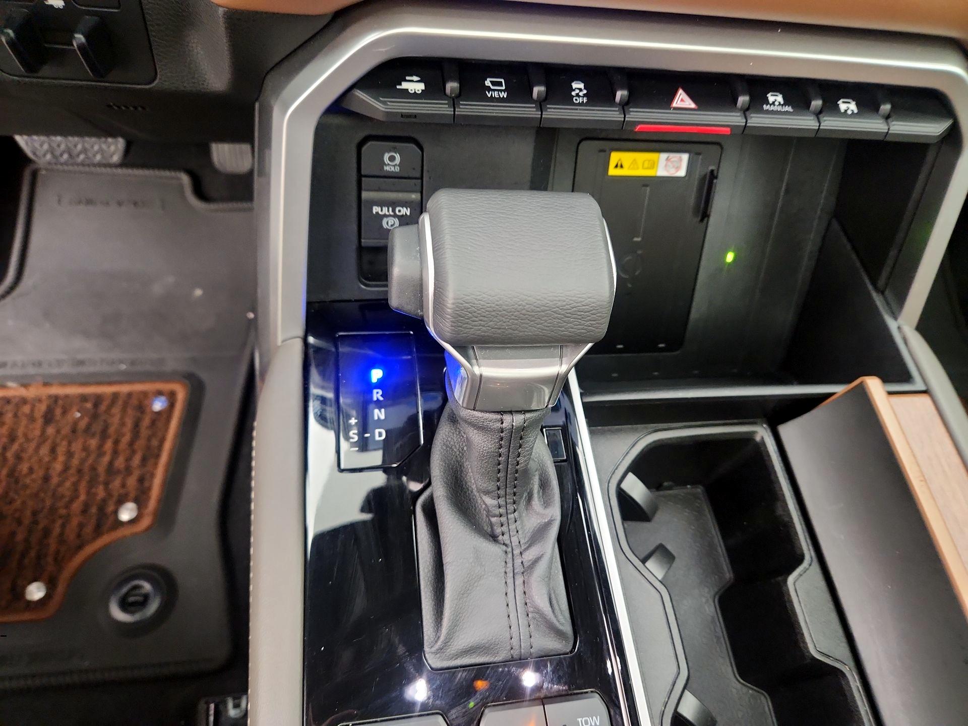 Thumbnail: 2022 Toyota Tundra - 18