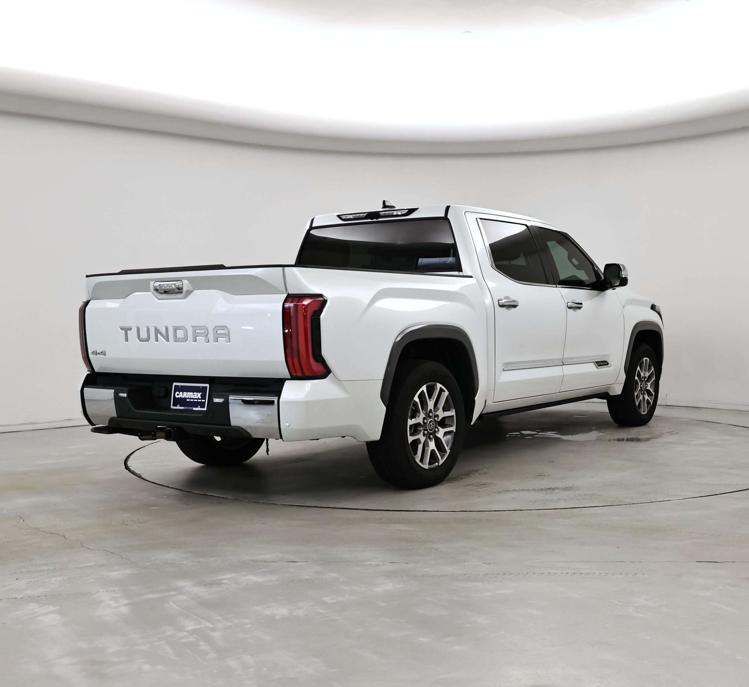 Thumbnail: 2022 Toyota Tundra - 8
