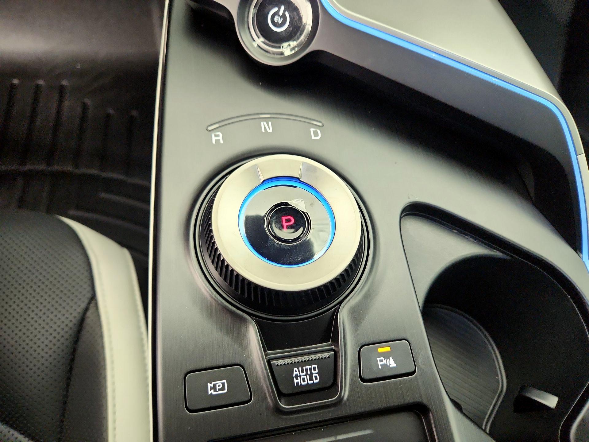 Thumbnail: 2025 Kia EV6 - 18
