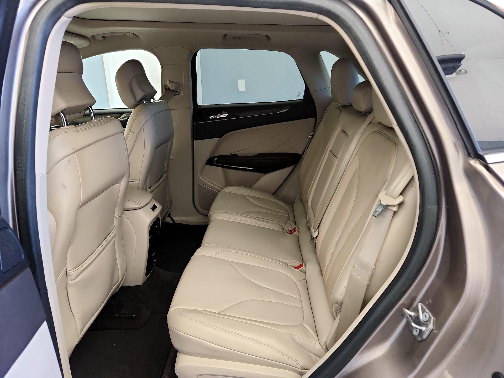 Thumbnail: 2018 Lincoln MKC - 20