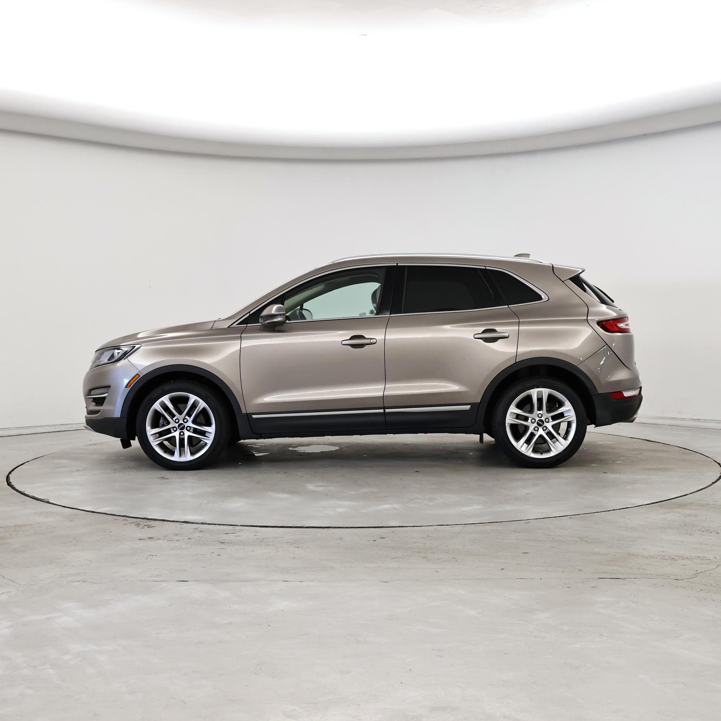 Thumbnail: 2018 Lincoln MKC - 3
