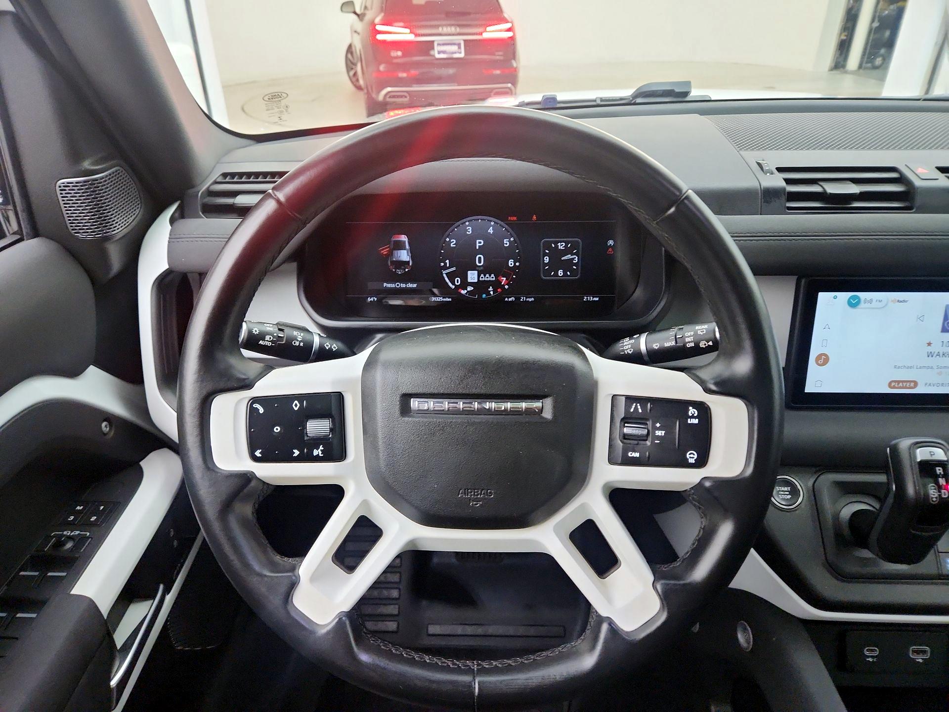 Thumbnail: 2023 Land Rover Defender - 10